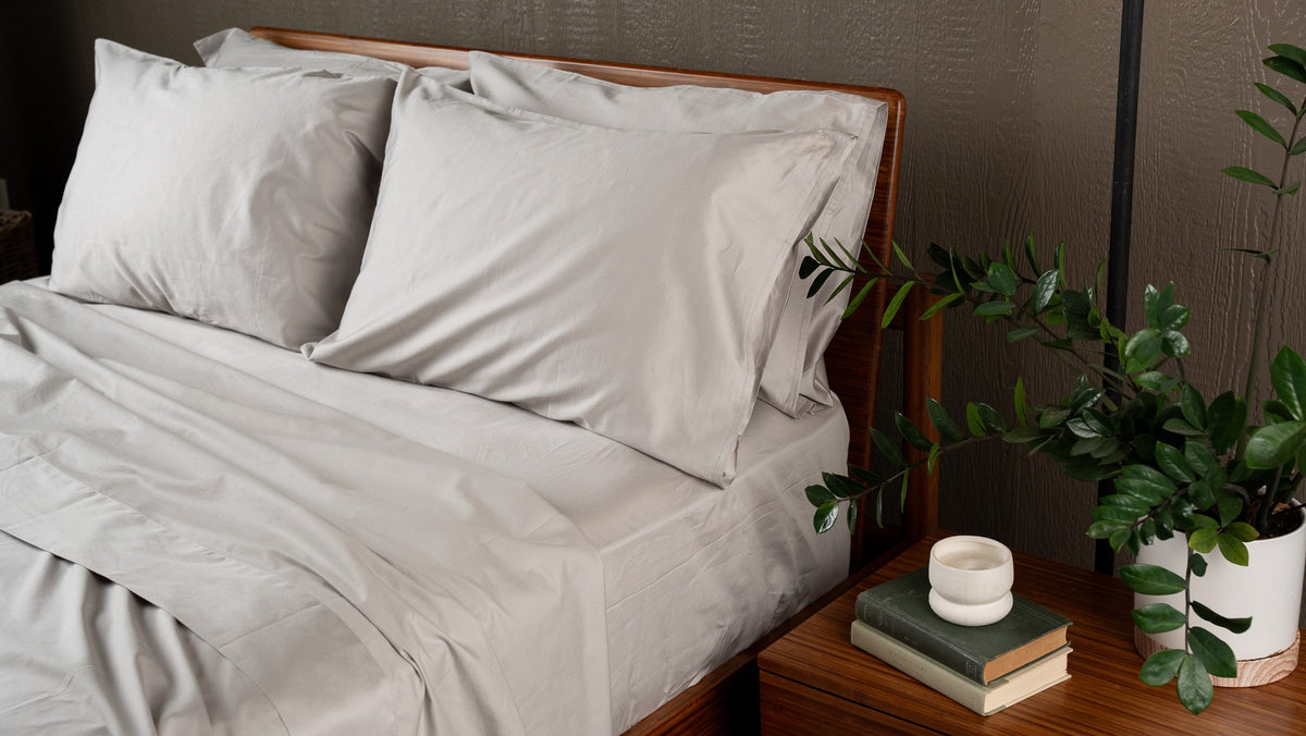 Nest Bedding® Sateen Organic Cotton Sheet Set + Pillowcases