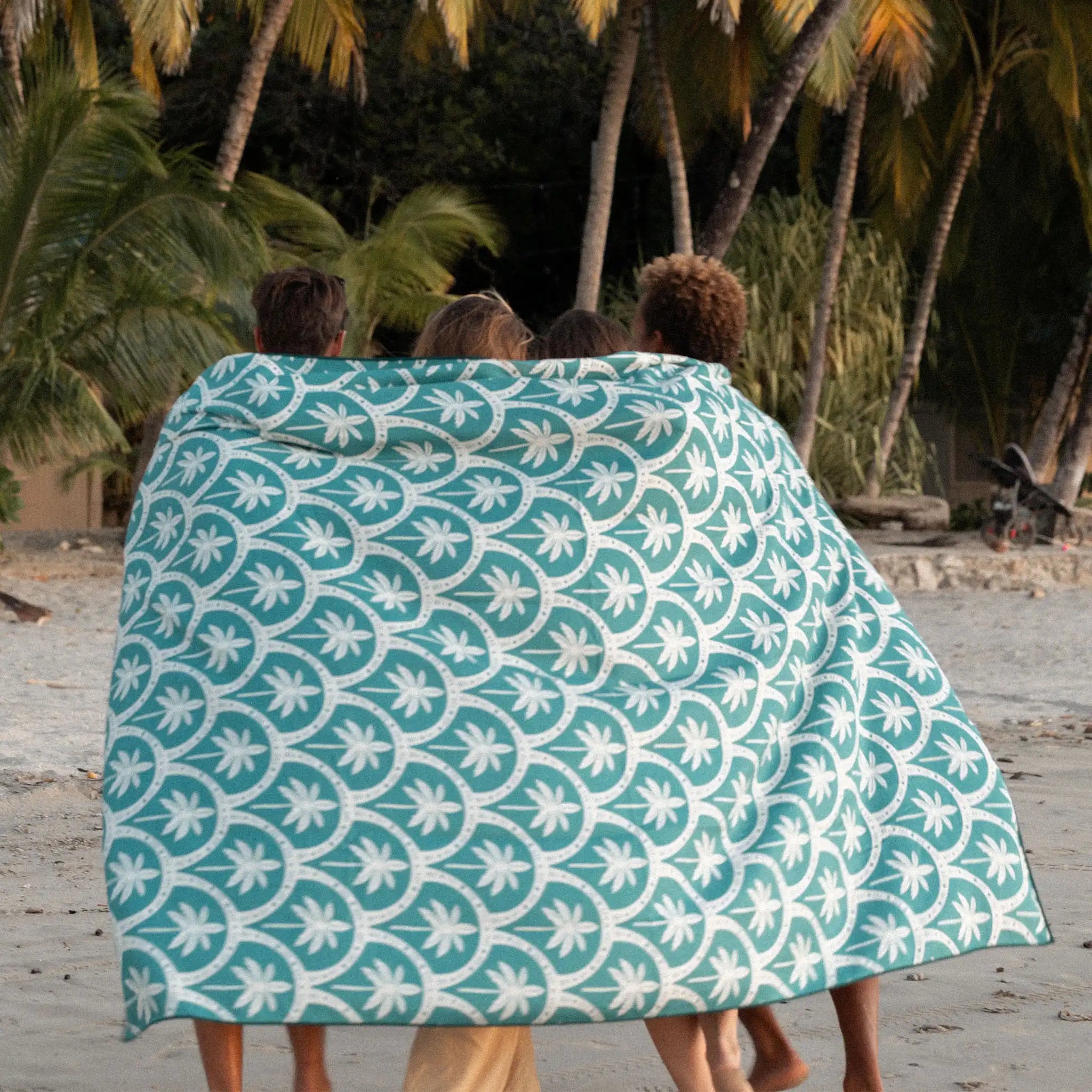 Nomadix Blanket Towel: Palms Resort Teal Ocean