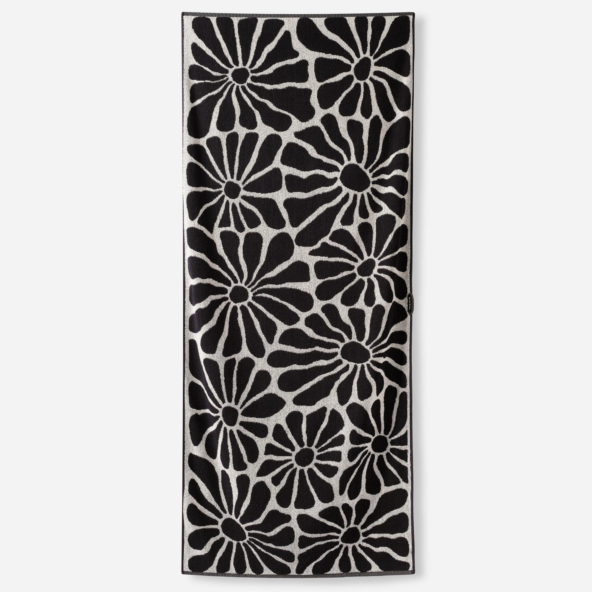 Nomadix Organic Cotton Beach Towel: Lazy Daisy Black
