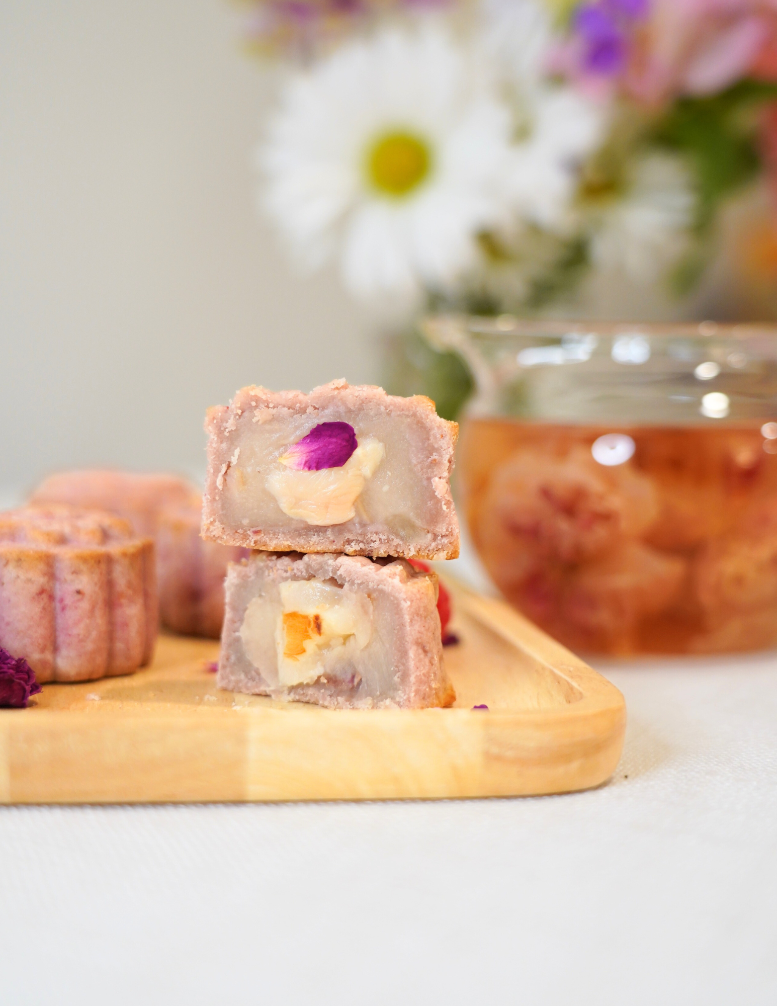 Mala Tara Premium Bundle (4 Mooncakes + Any Choice of 2 Tea Boxes)