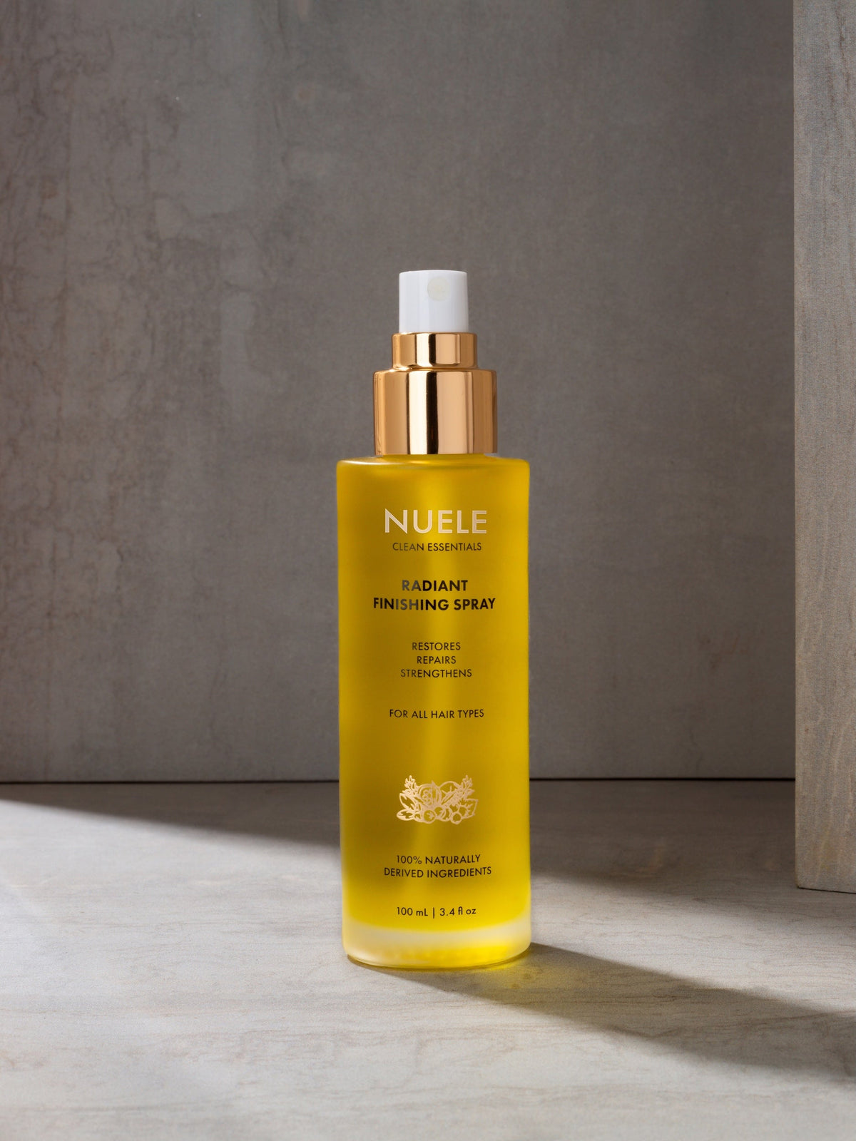 Nuele Radiant Finishing Spray