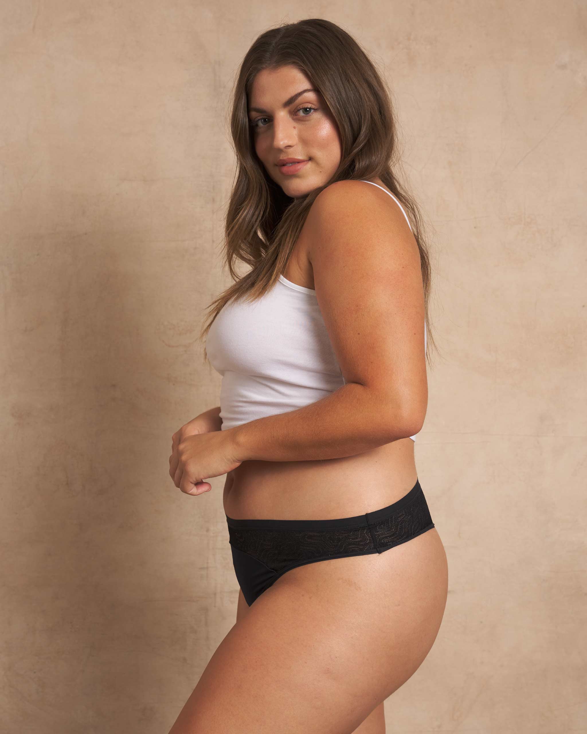 Saalt Leakproof Lace Thong