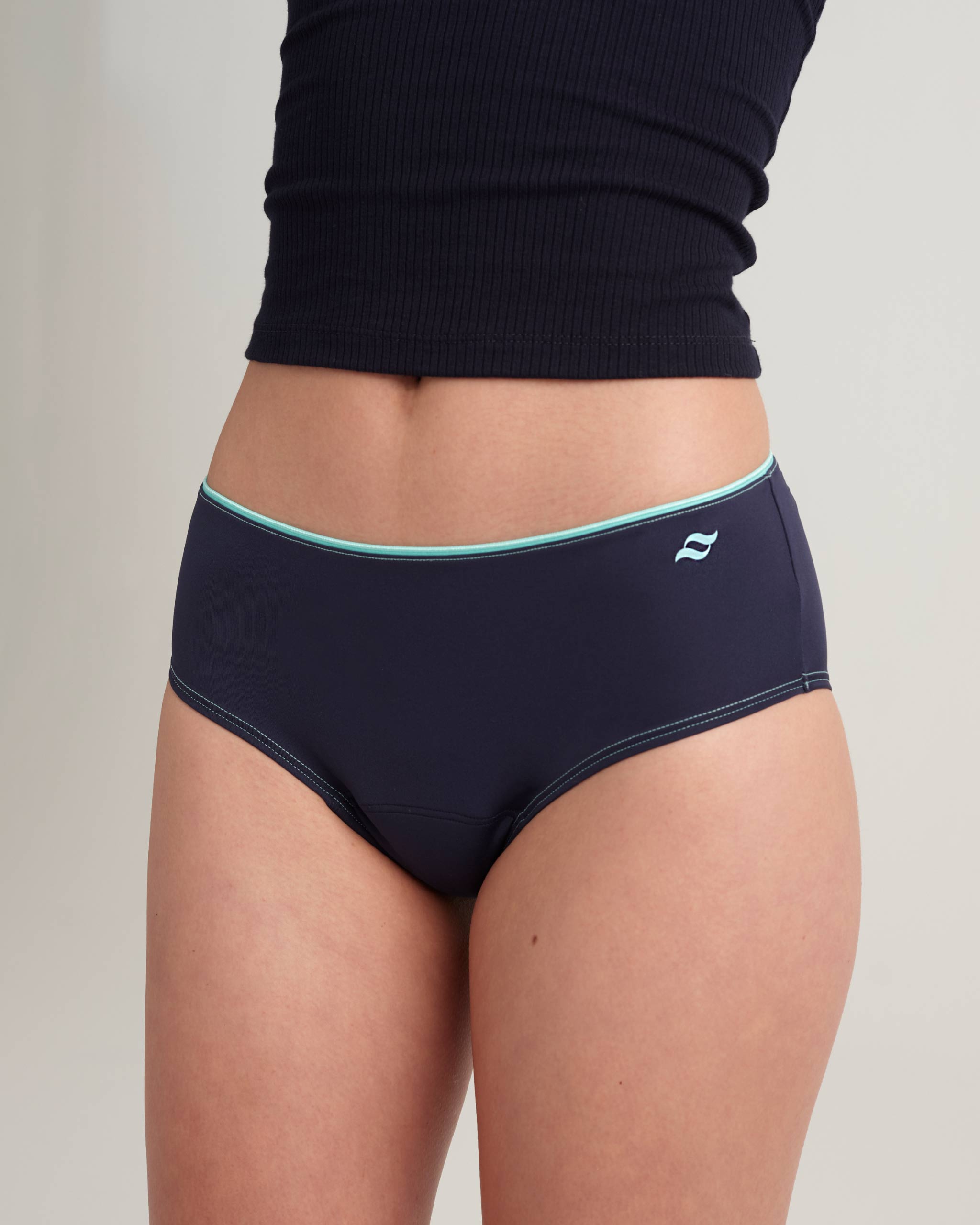 Saalt Leakproof Teen Brief