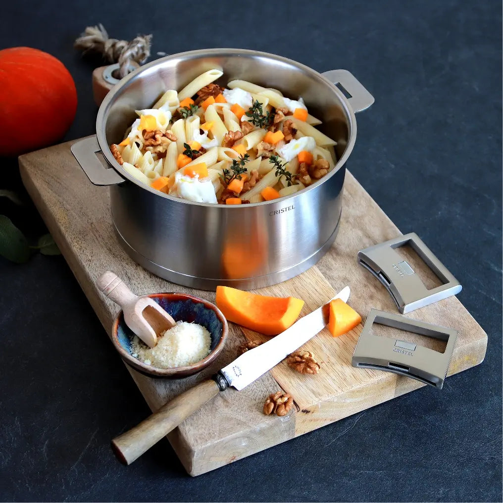 Cristel Saucepan with Handle Set