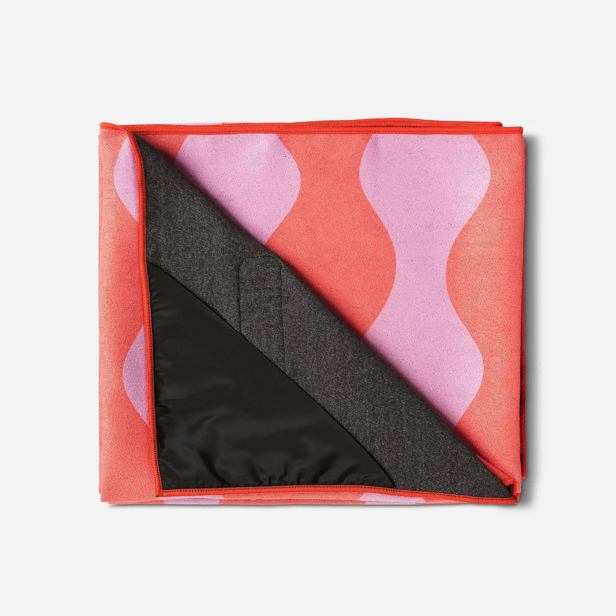 Nomadix Blanket Towel: Big Slack Trail Red Pink