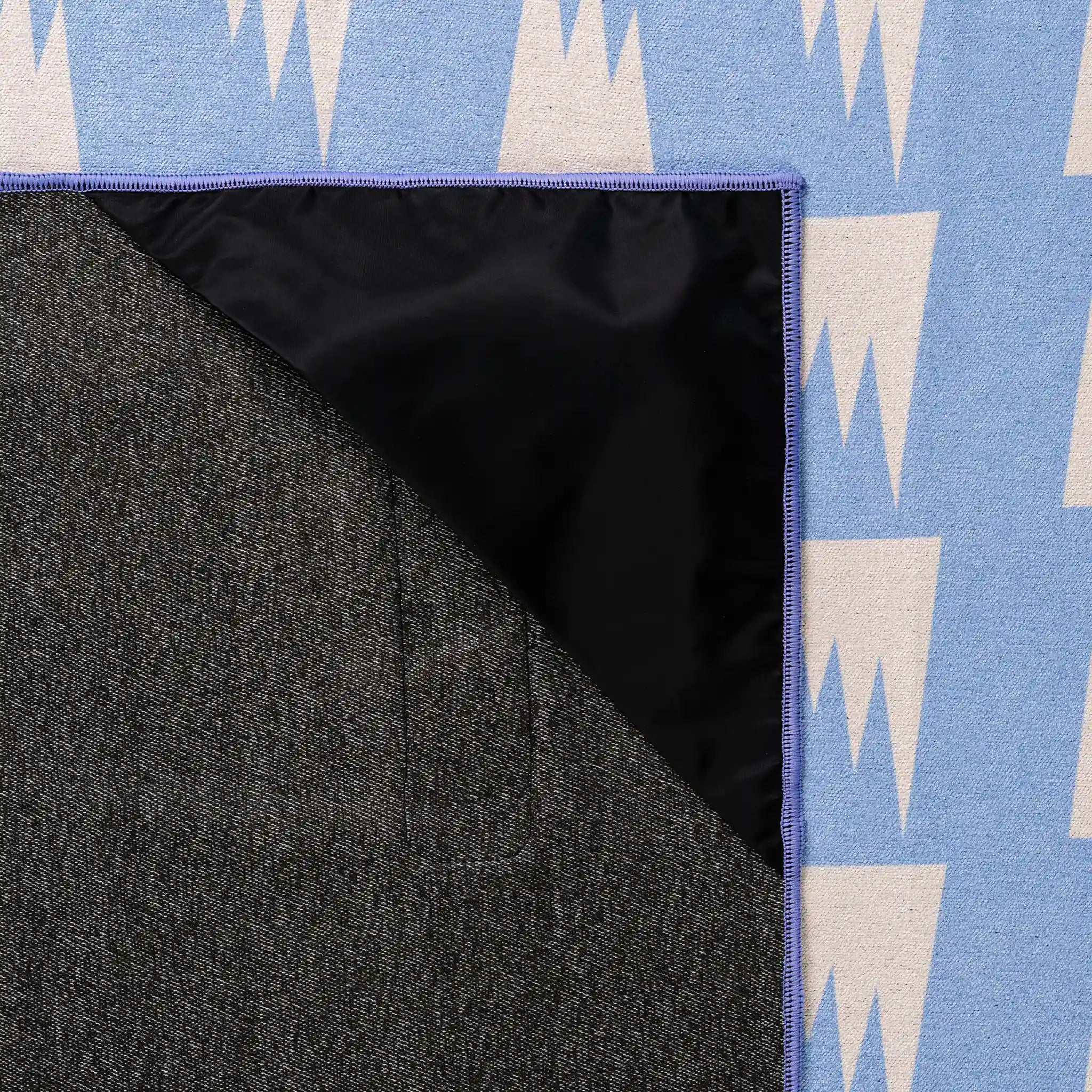 Nomadix Blanket Towel: Summit Coastal Blue