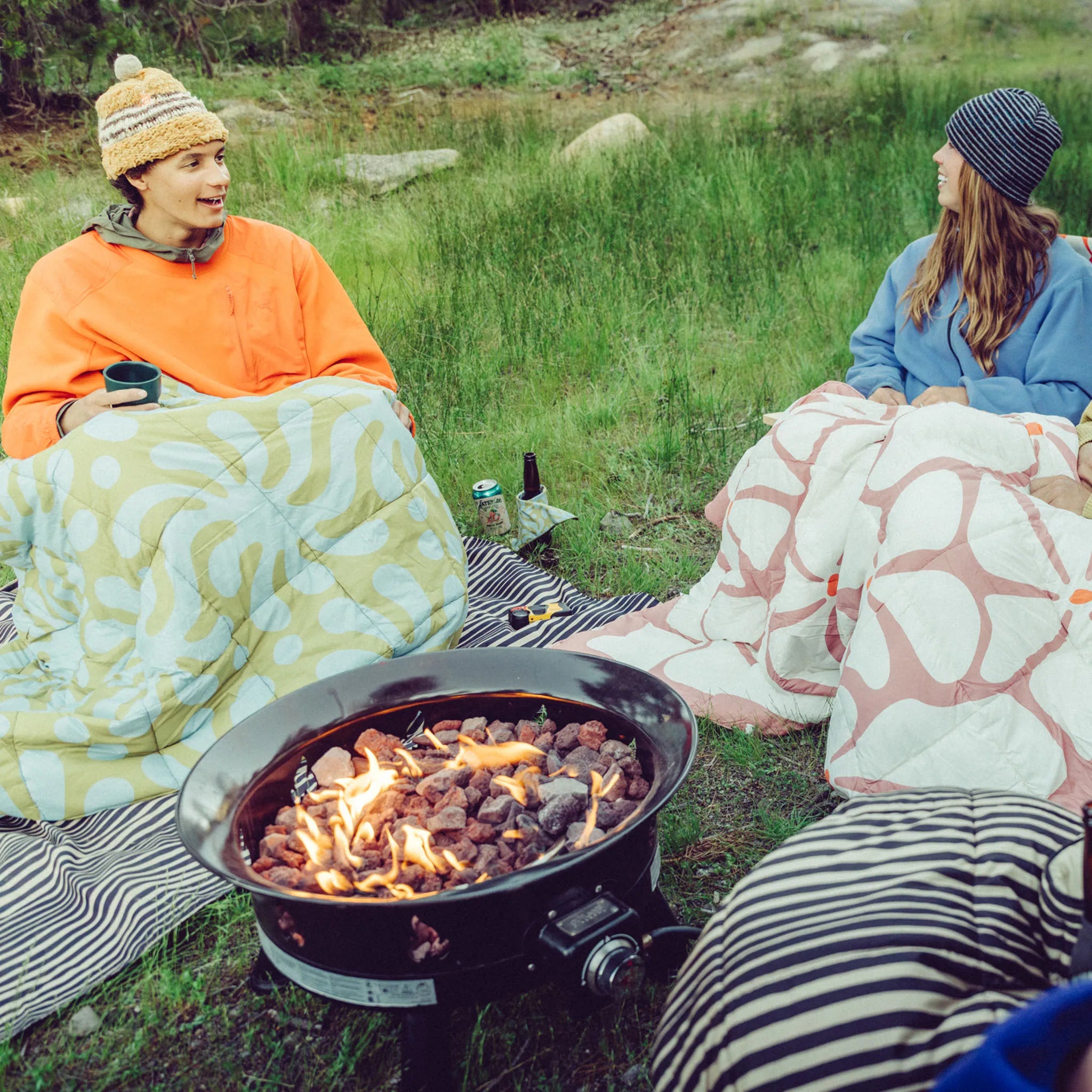 Nomadix Graphene Puffer Blanket: Happy Flowers Desert Clay