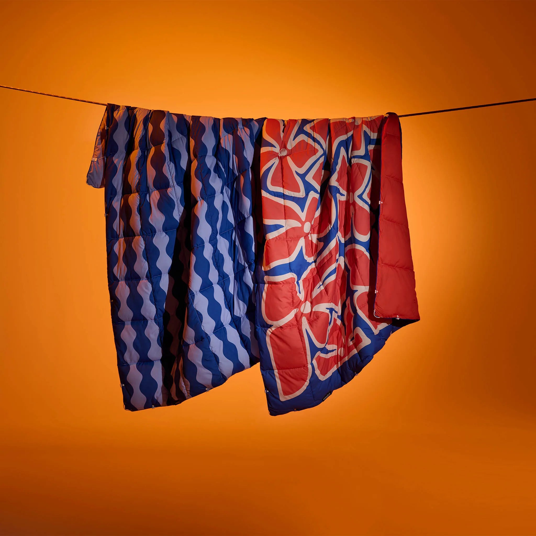 Nomadix Graphene Puffer Blanket: Slack Tide Coastal Blue