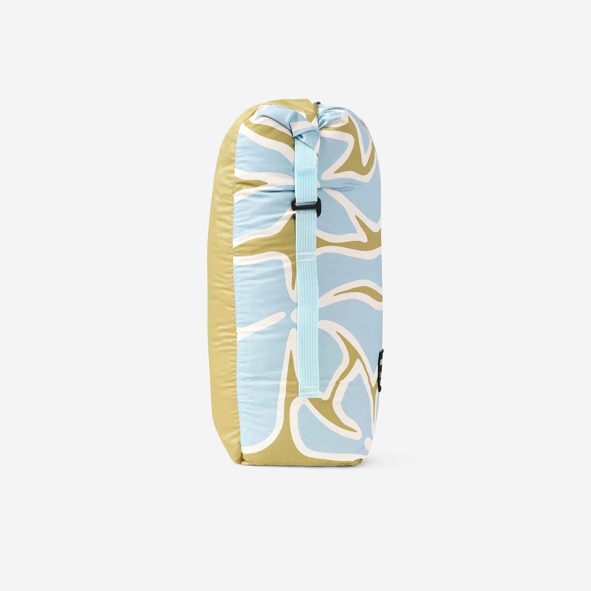 Nomadix Graphene Puffer Blanket: Wild Flowers Meadow Green