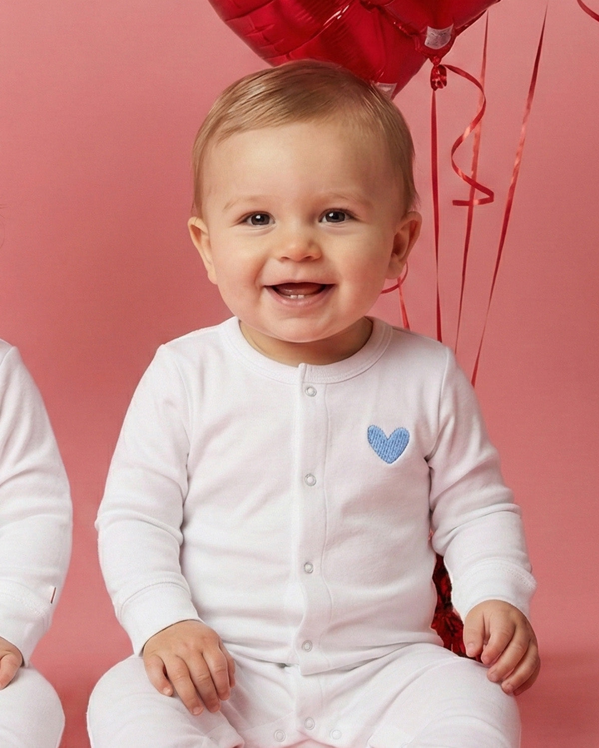 12|12 The Organic Snap Footie [White with Blue Heart]