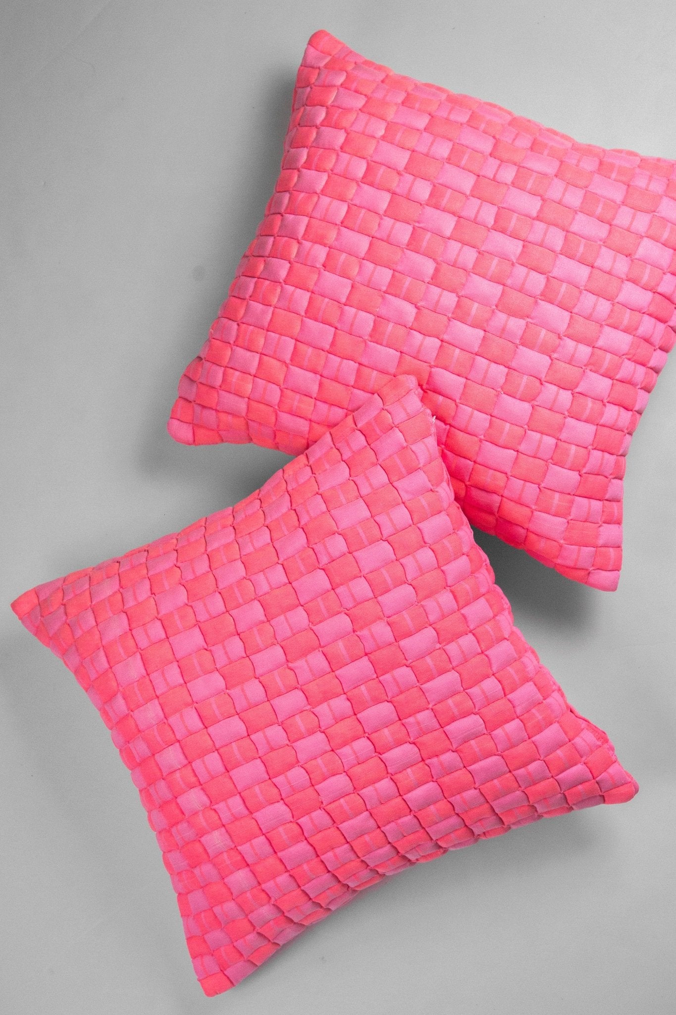 Archive New York Sujani Quilted Pillow - Neon Pink