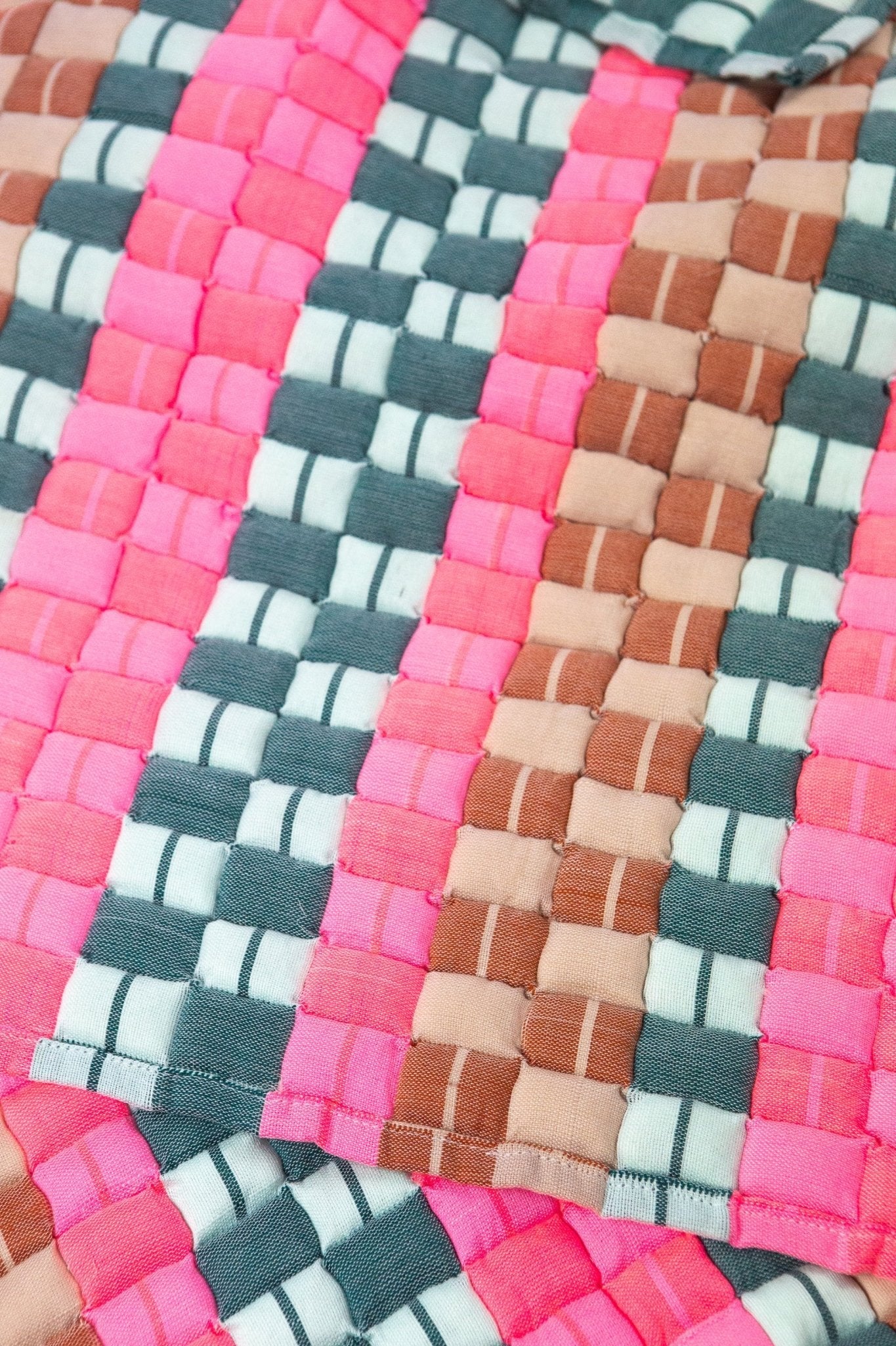 Archive New York Quilted Sujani Throw Blanket - Multi