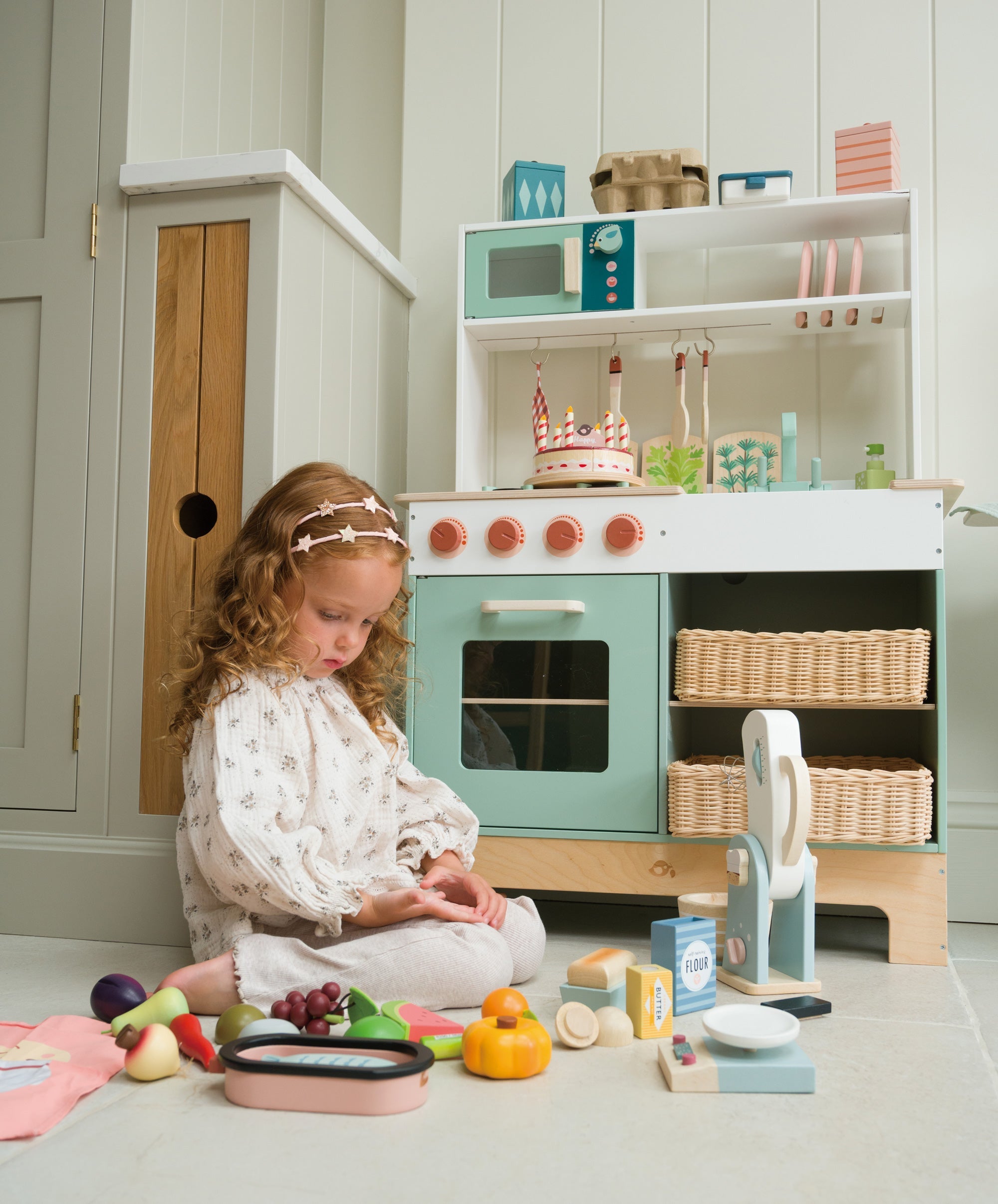 Tender Leaf Kitchen Range