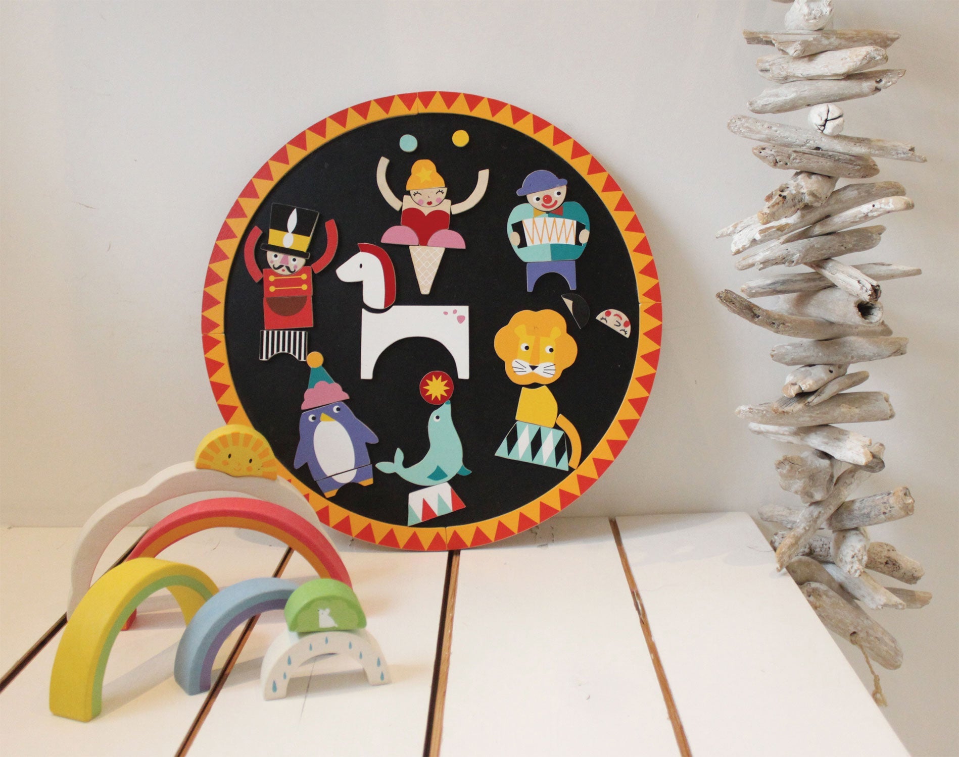 Tender Leaf Circus Night - Gimme the Good Stuff