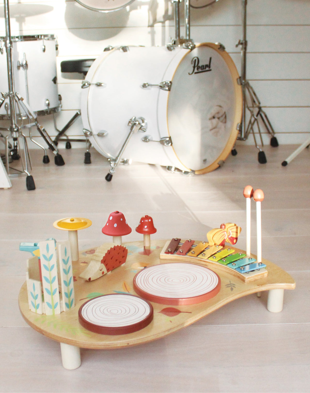 Tender Leaf Musical Table
