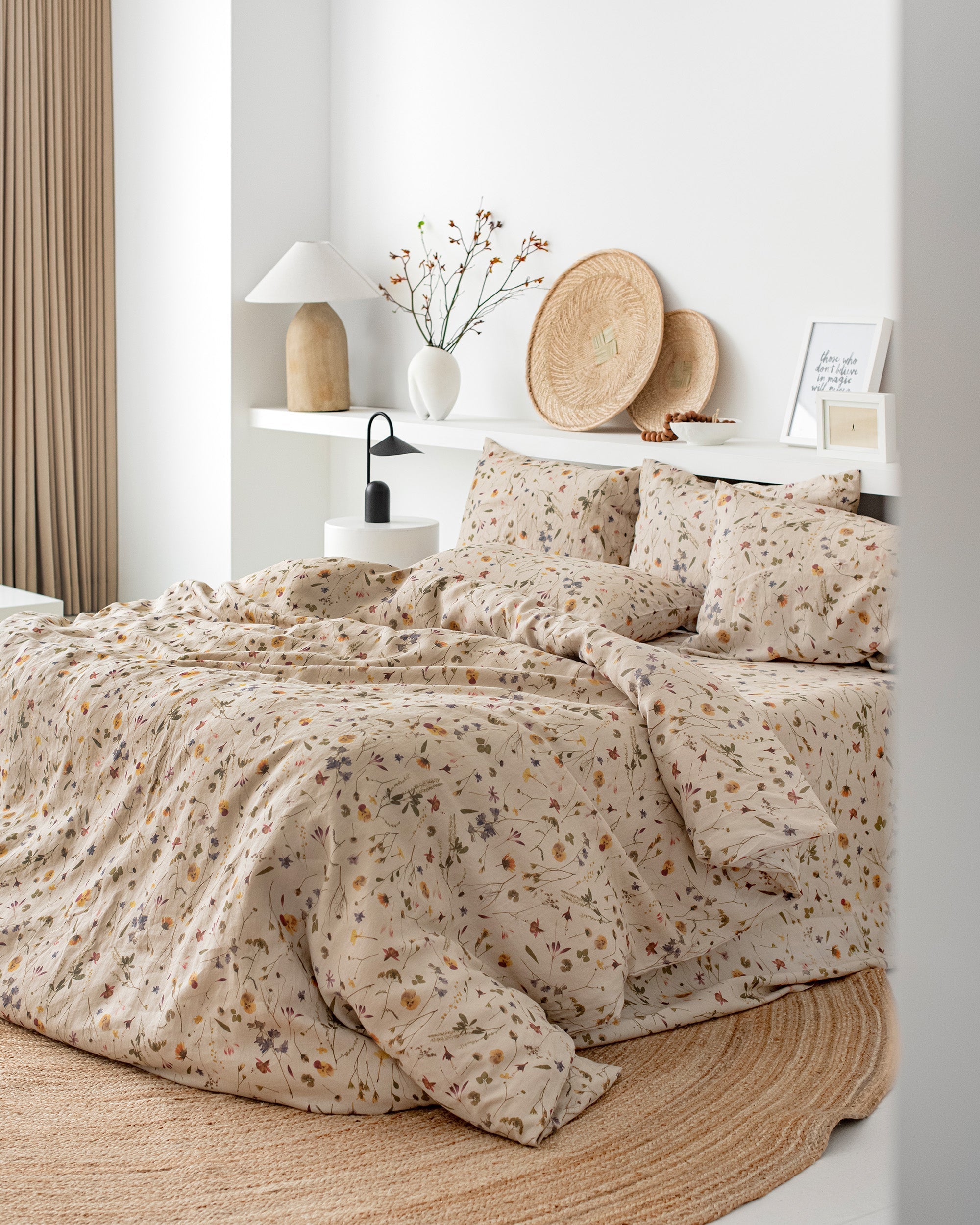 MagicLinen Botanical Print Linen Sheet Set (4 Pcs)