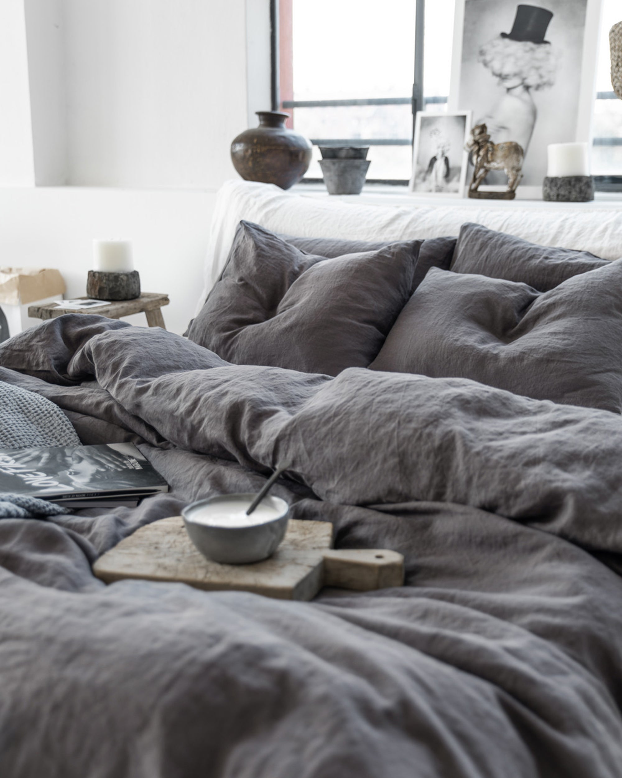 MagicLinen Charcoal Gray Linen Sheet Set (4 Pcs)