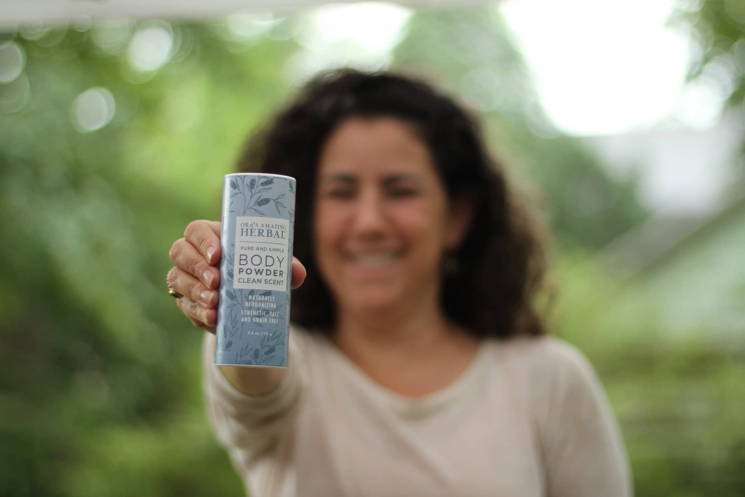 Ora's Amazing Herbal Talc Free Body Powder, Clean Scent