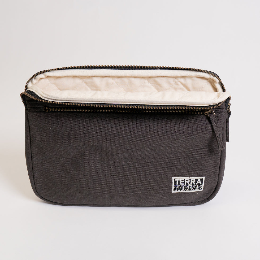 Terra Thread Erdig Organic Cotton Laptop Sleeve — 13–14 inch
