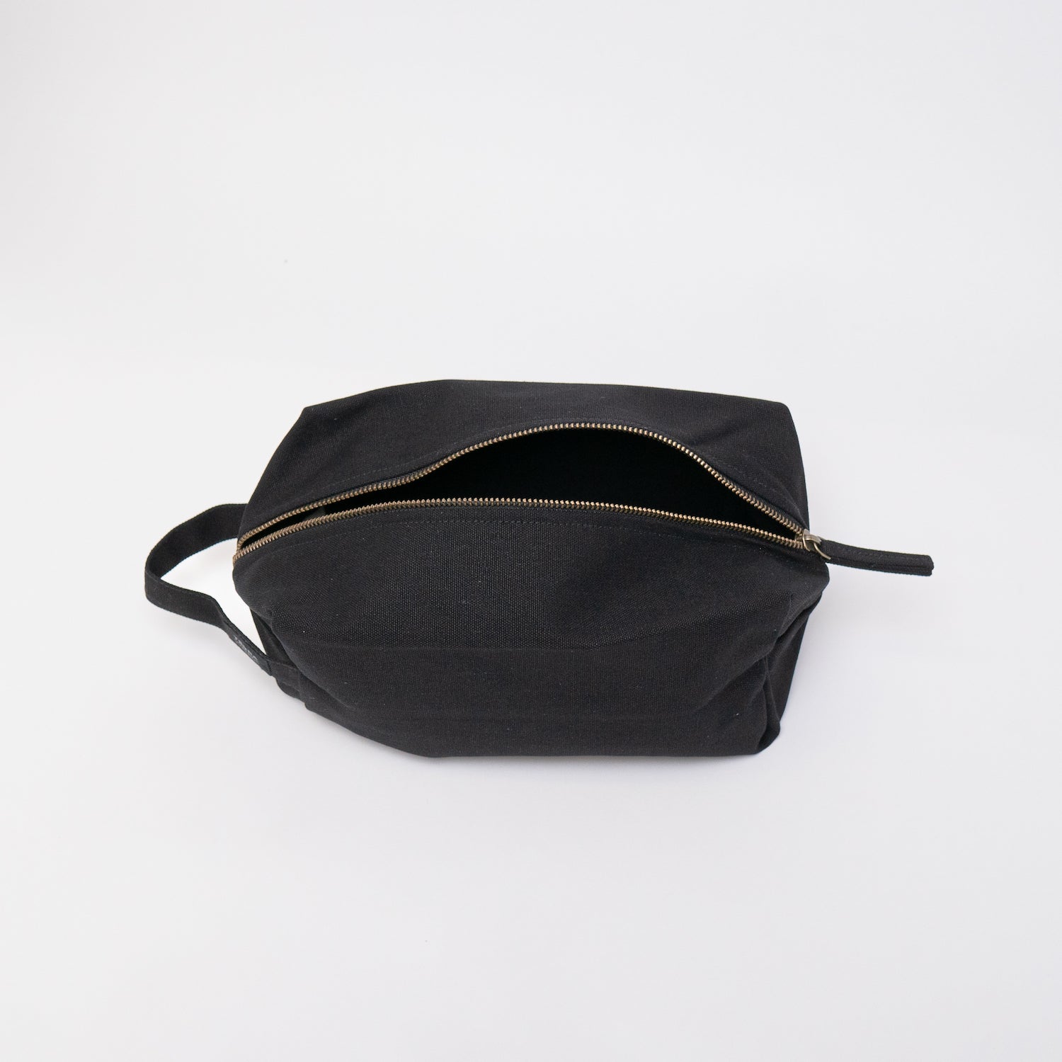 Terra Thread® Sustainable Toiletry Bag