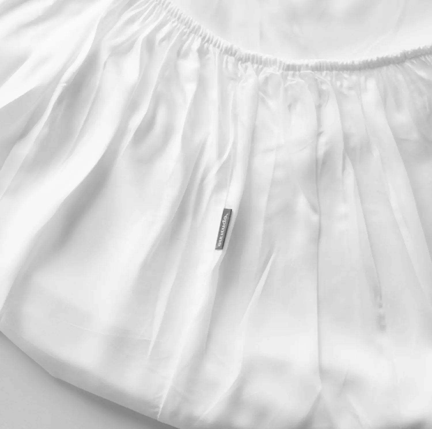 Ettitude Bamboo Crib Mattress Protector