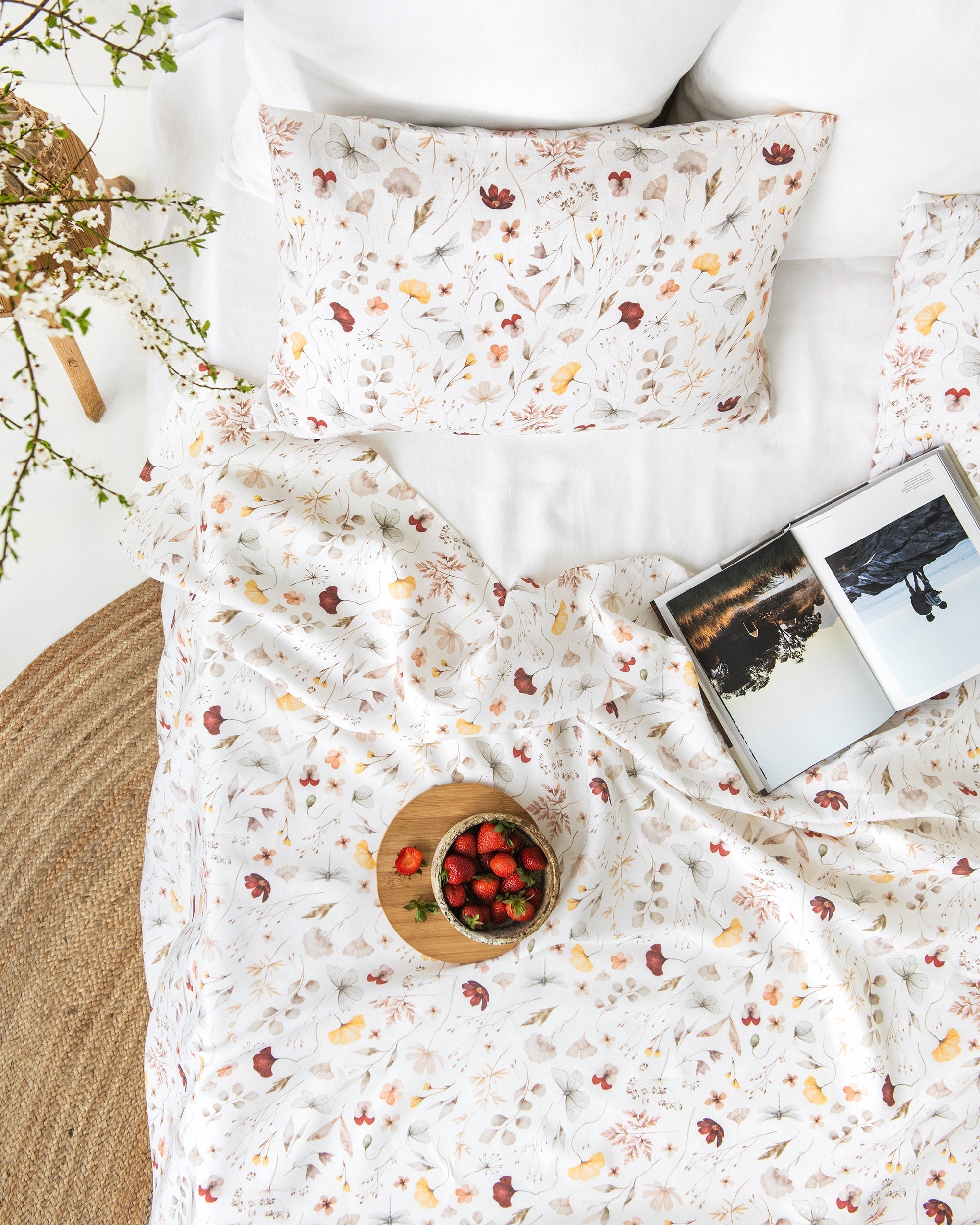 MagicLinen Meadow Print Linen Sheet Set (4 Pcs)