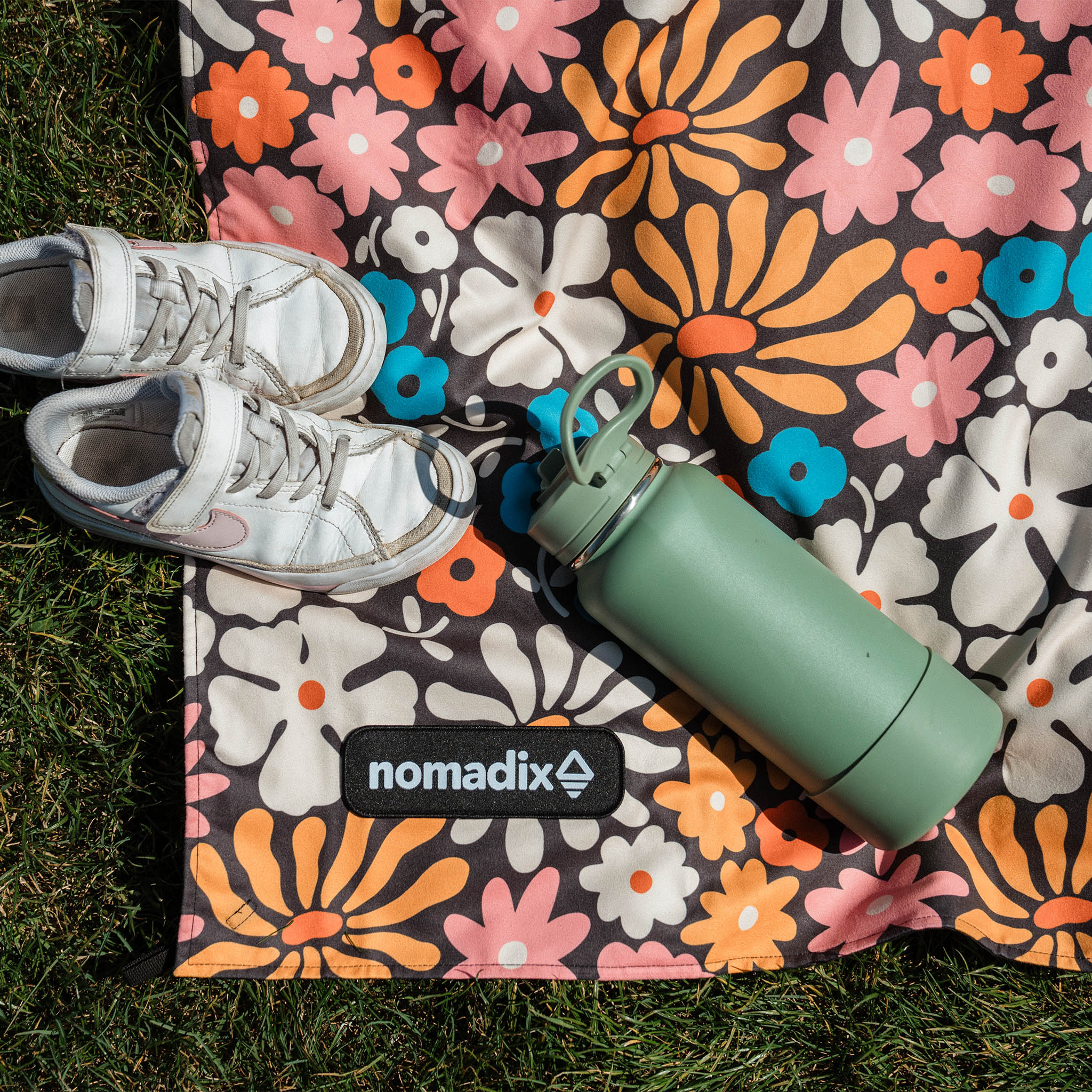 Nomadix Festival Blanket: Hula Multi