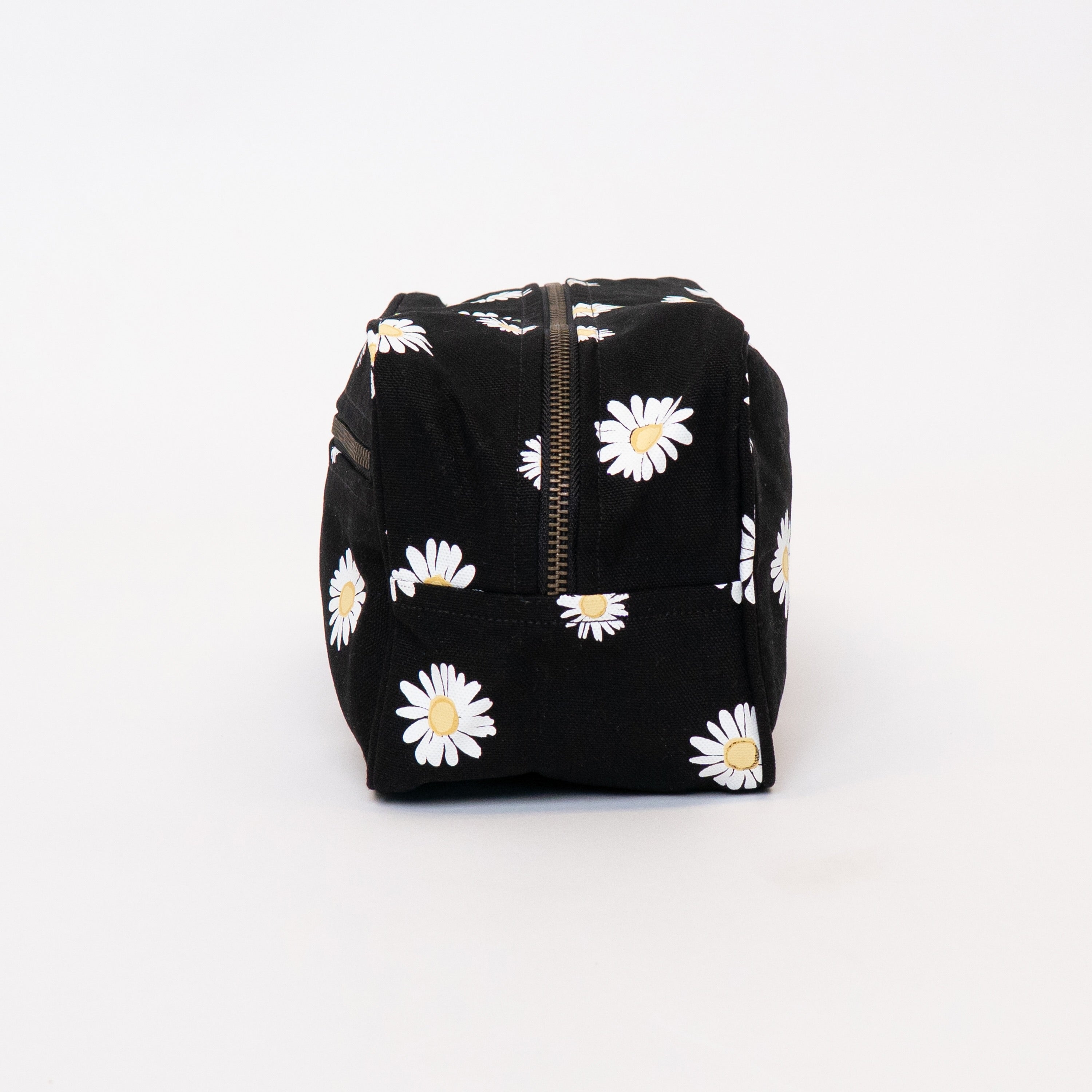 Terra Thread® Sustainable Toiletry Bag