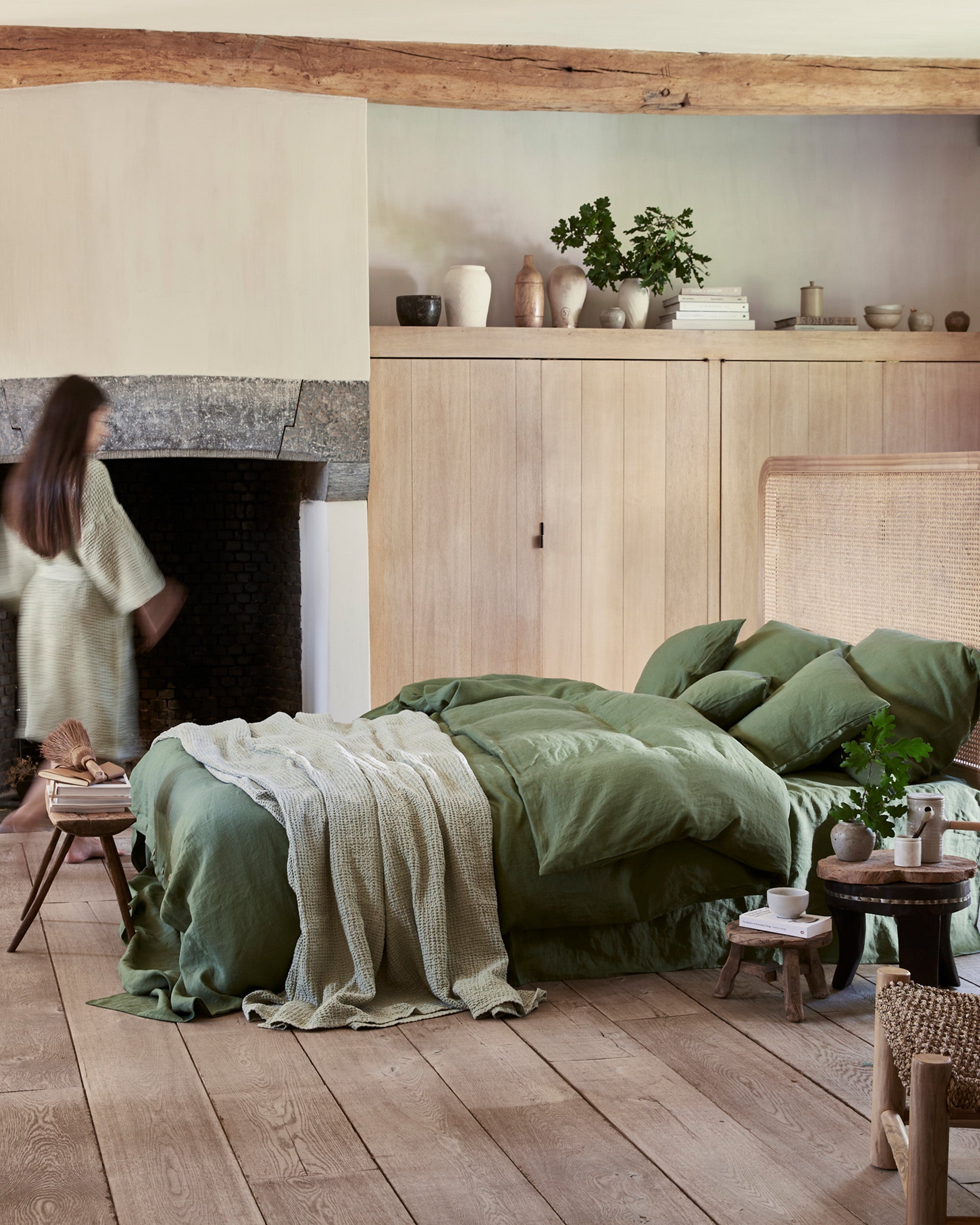 MagicLinen Forest Green Linen Sheet Set (4 Pcs)