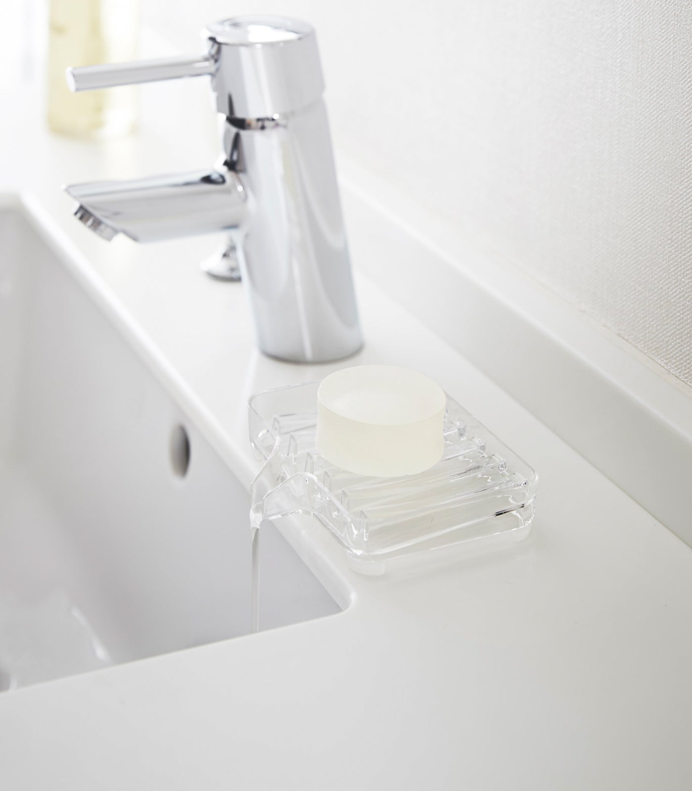 Yamazaki Home Self-Draining Soap Tray - Acrylic