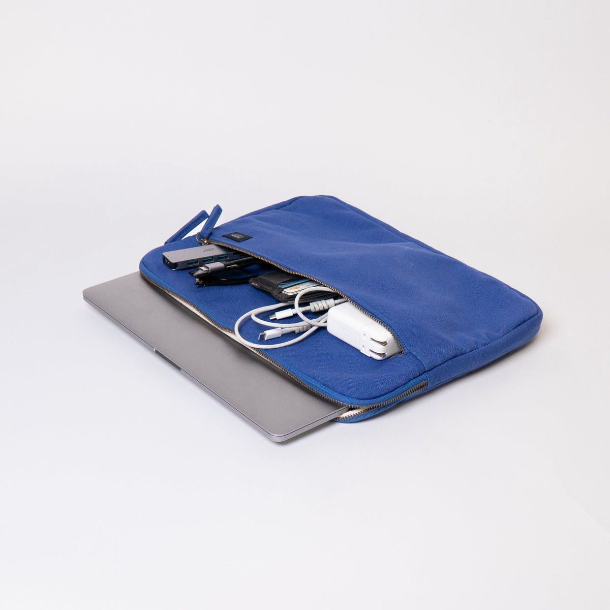 Terra Thread Erdig Organic Cotton Laptop Sleeve — 15 inch