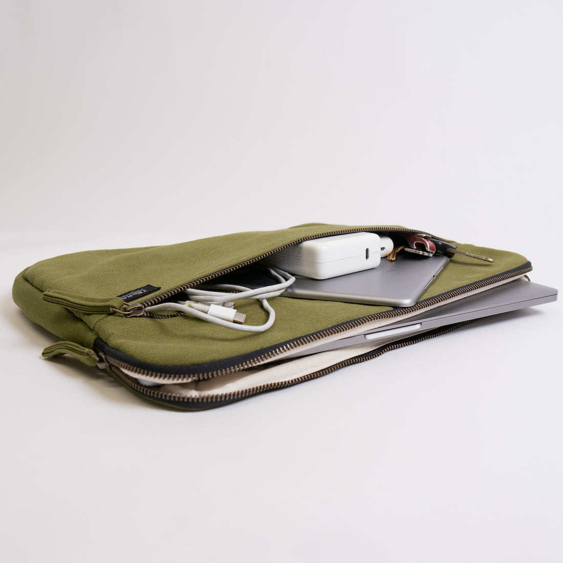 Terra Thread Erdig Organic Cotton Laptop Sleeve — 15 inch