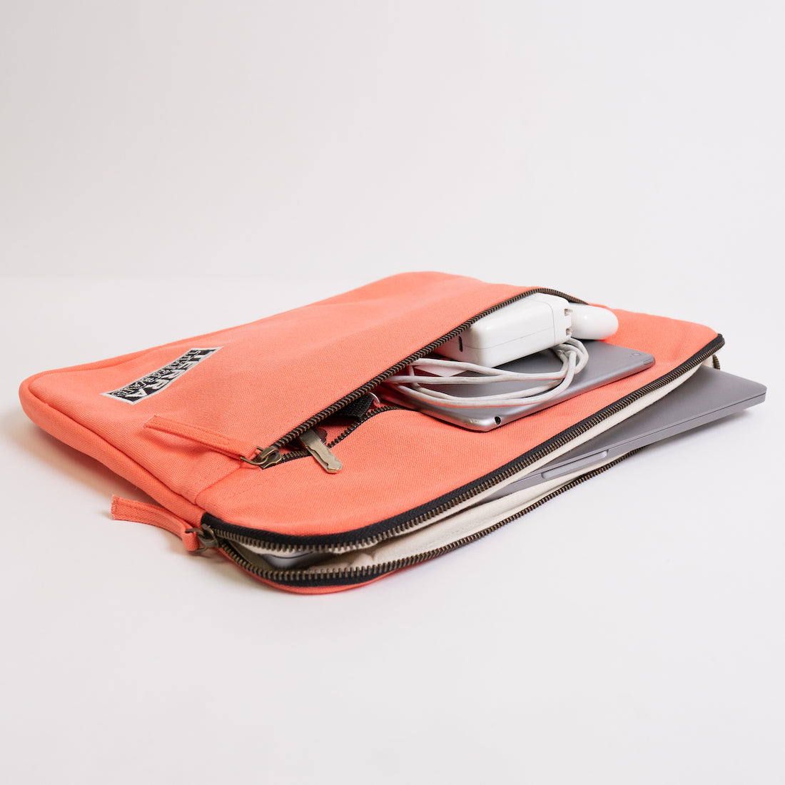 Terra Thread Erdig 15 inch laptop sleeve — product image 13