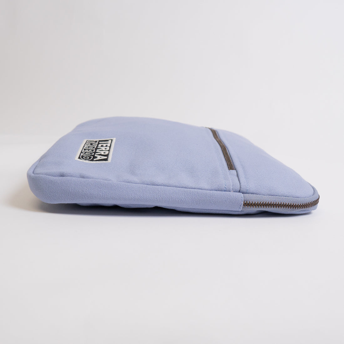 Terra Thread Erdig 15 inch laptop sleeve — product image 36