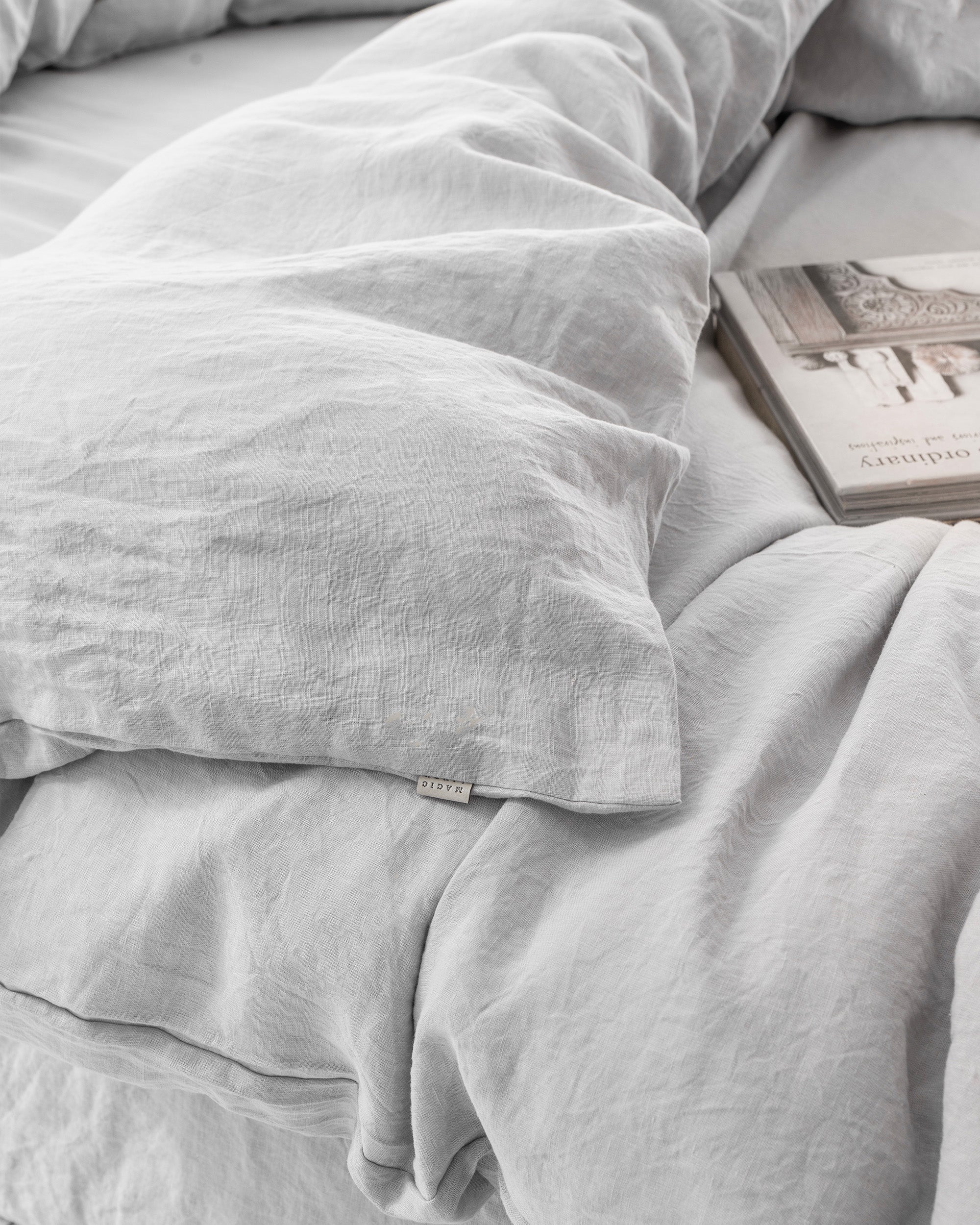 MagicLinen Light Gray Linen Duvet Cover Set (3 Pcs)