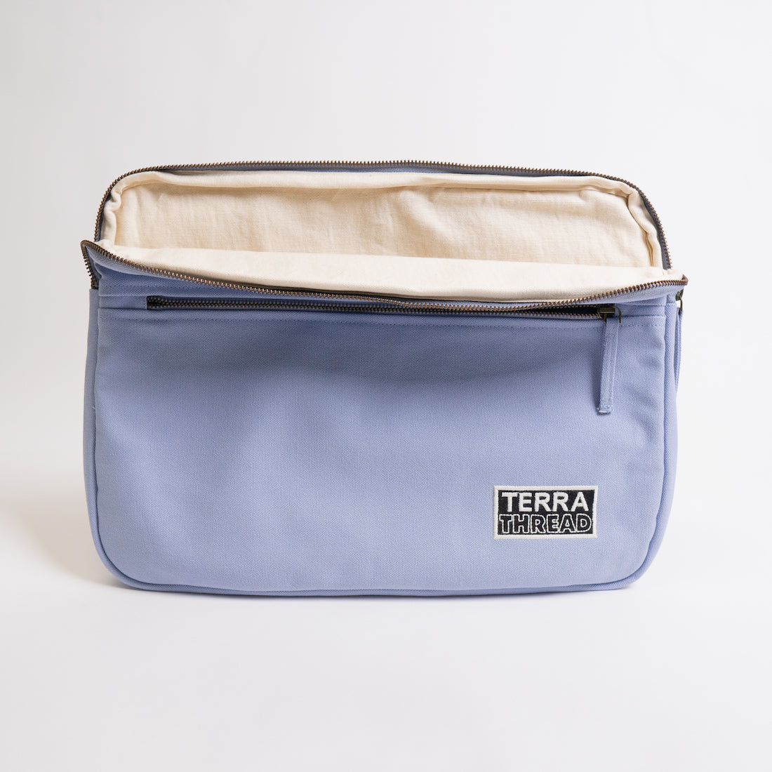 Terra Thread Erdig 15 inch laptop sleeve — product image 34