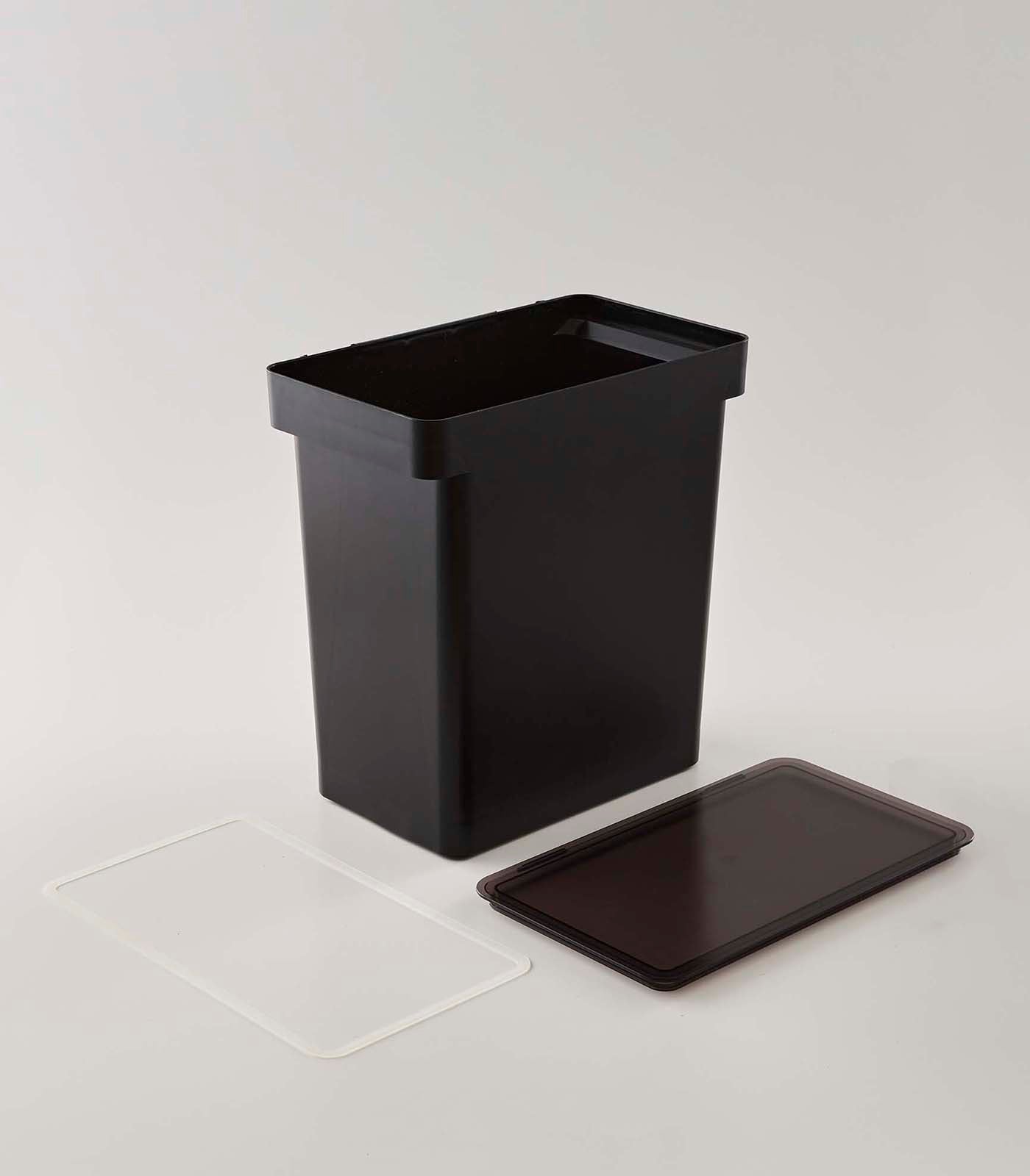 Yamazaki Home Rolling Airtight Pet Food Container (25 lbs.)
