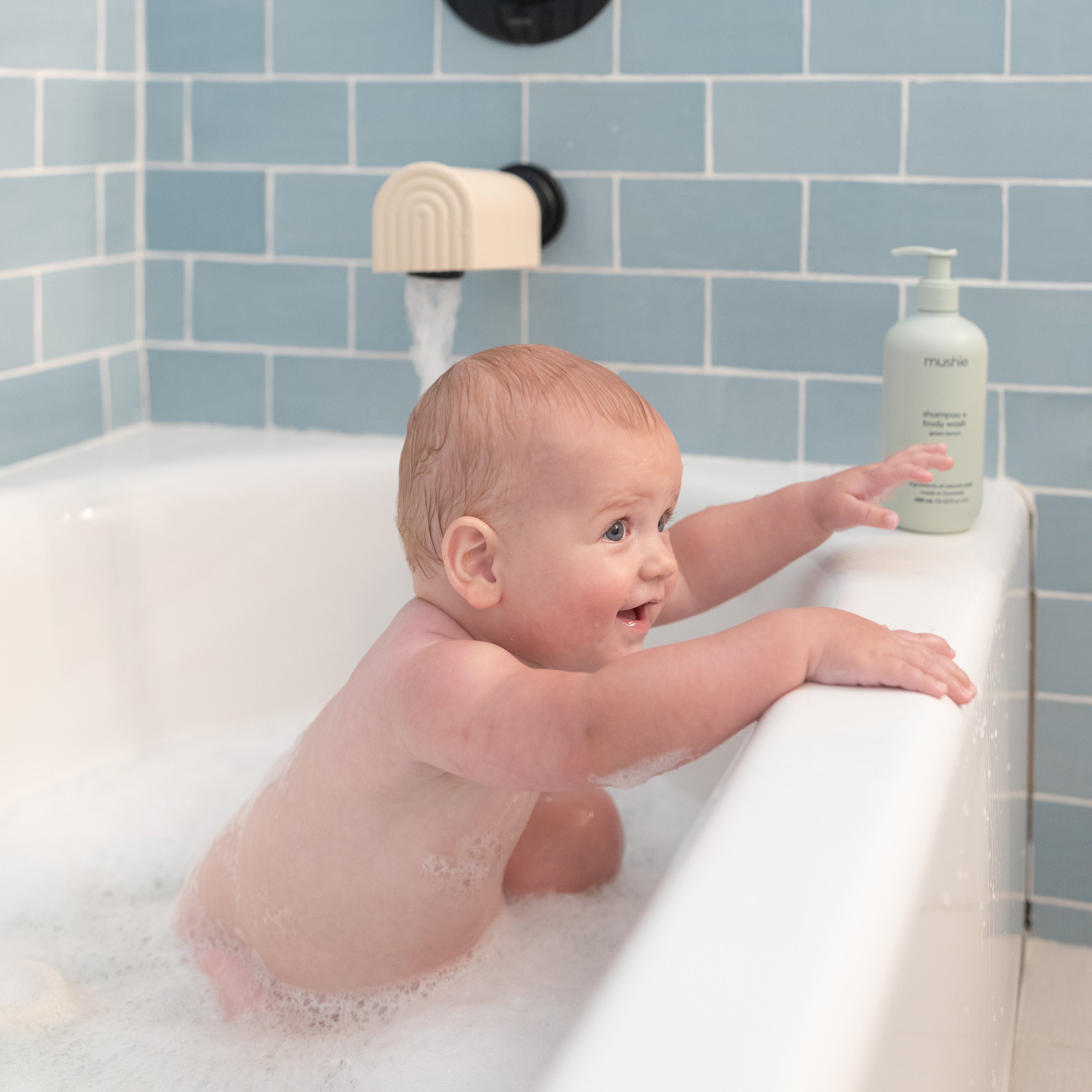 Mushie Dino Bath Essentials Kit