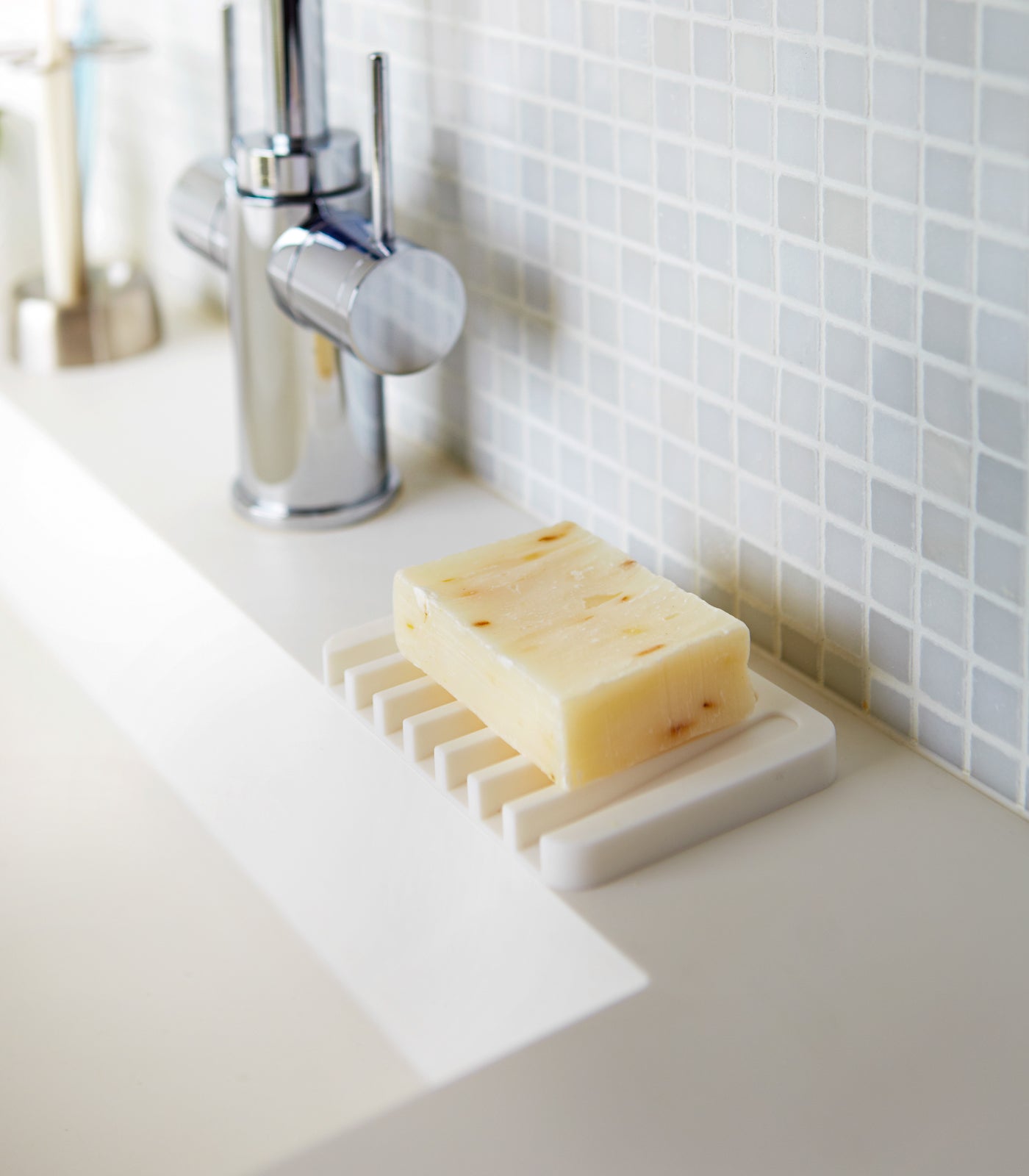 Yamazaki Home Self-Draining Soap Tray - Silicone