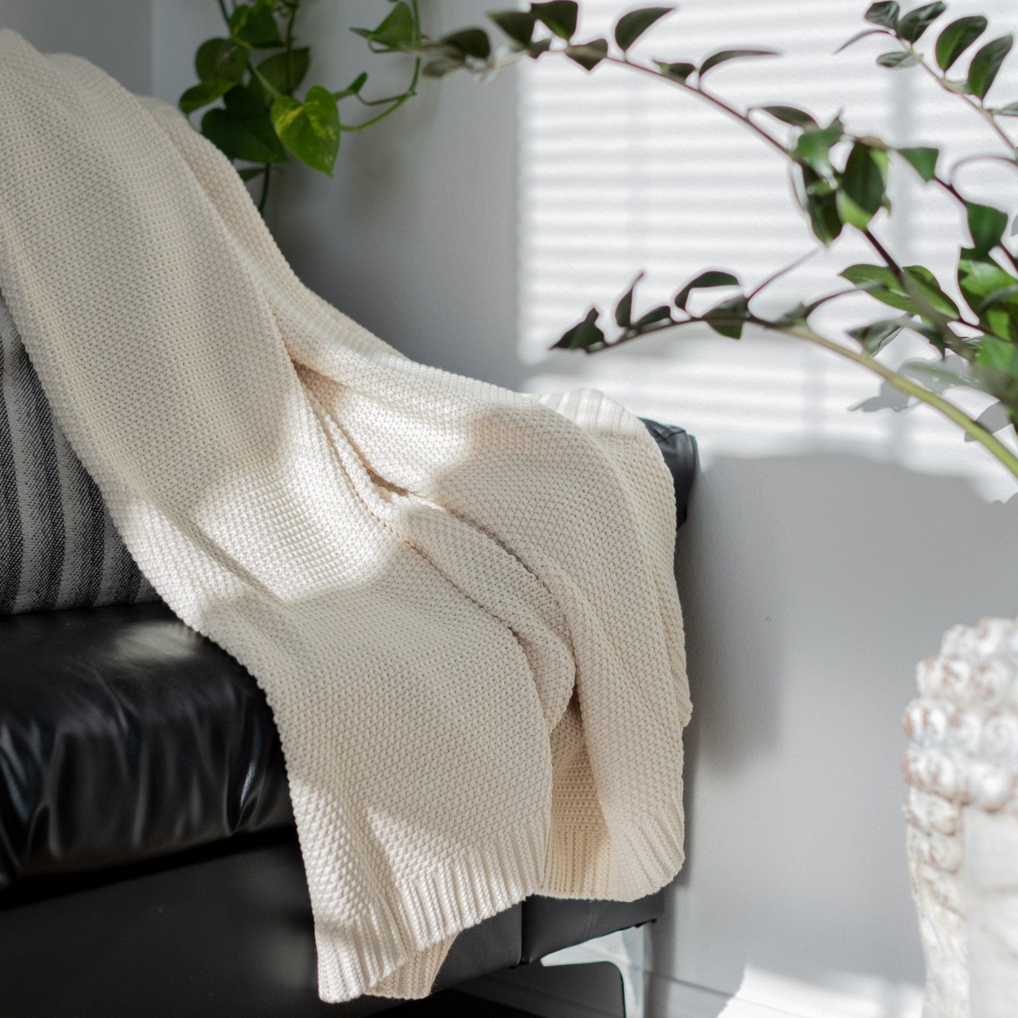 AIZOME Organic Knitted Blanket