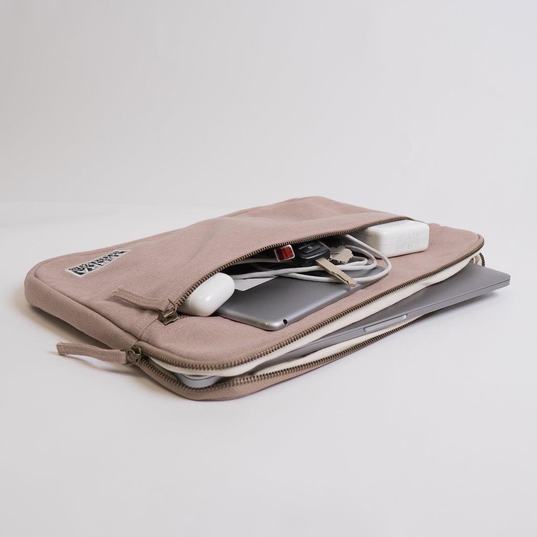 Terra Thread Erdig Organic Cotton Laptop Sleeve — 15 inch