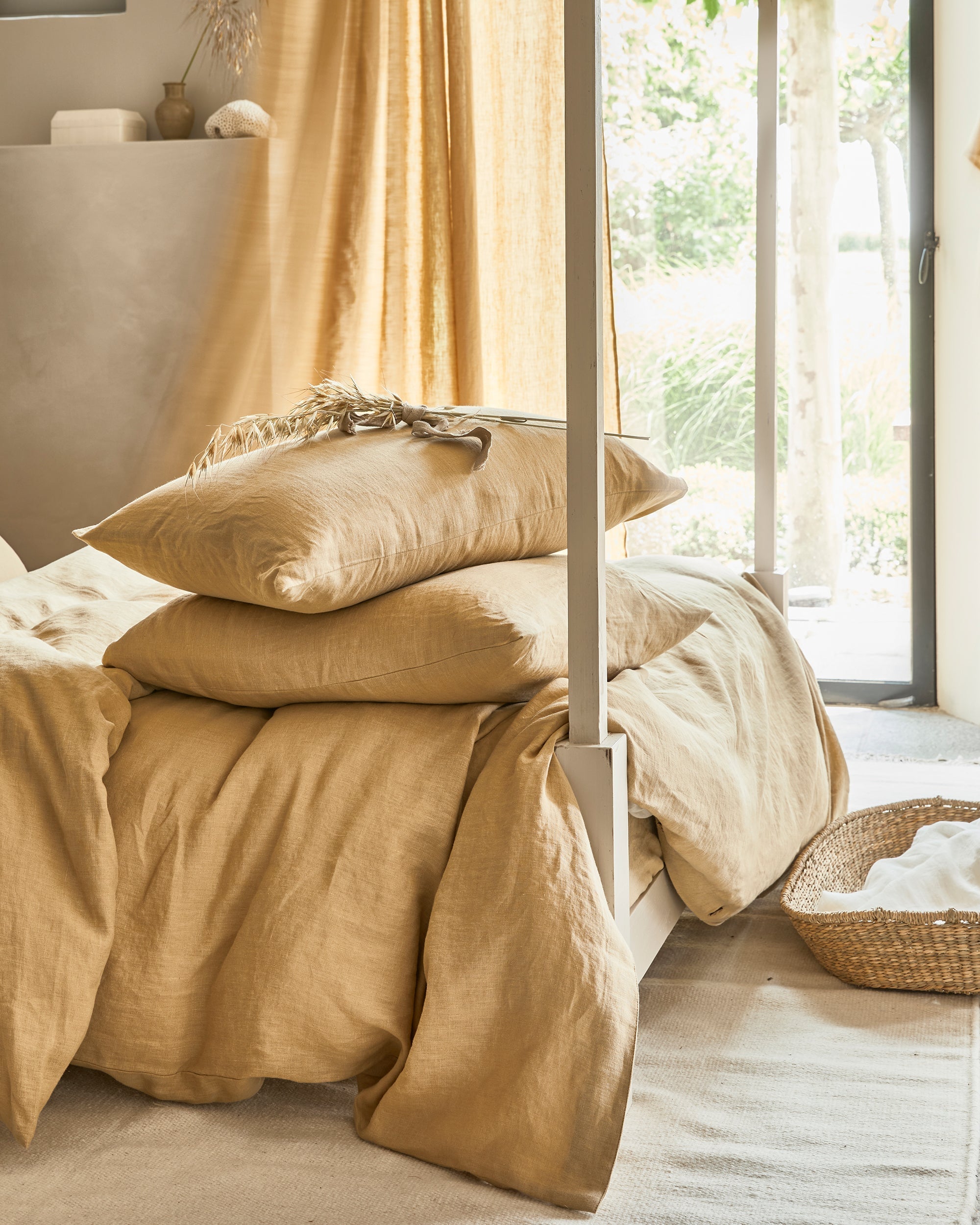 MagicLinen Sandy Beige Linen Duvet Cover Set (3 Pcs)