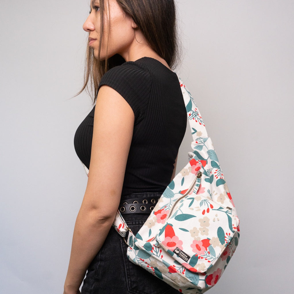 Terra Thread® Gaia Sling bag