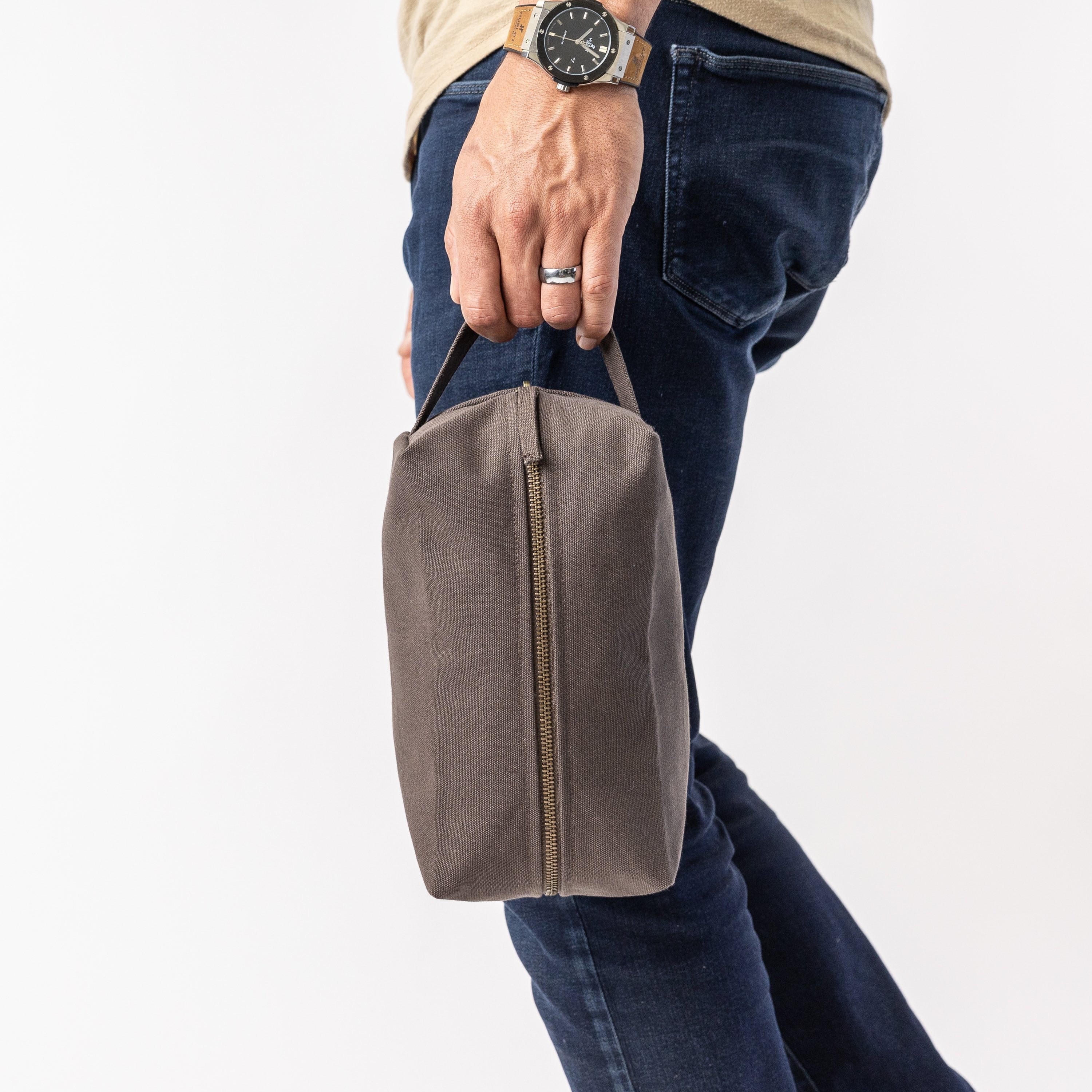 Terra Thread® Sustainable Toiletry Bag
