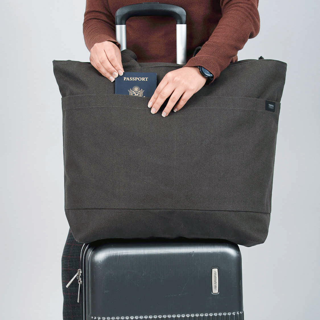 Terra Thread® Tote bags with trolley sleeve