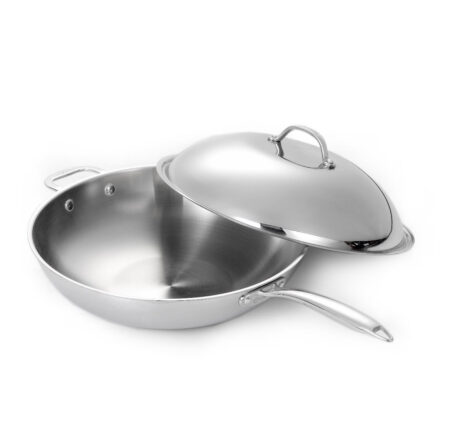 Cuisinox Super Elite Covered Wok from gimme the good stuff