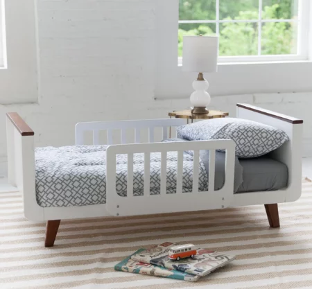 Little Partners MOD Toddler Bed from Gimme the Good Stuff