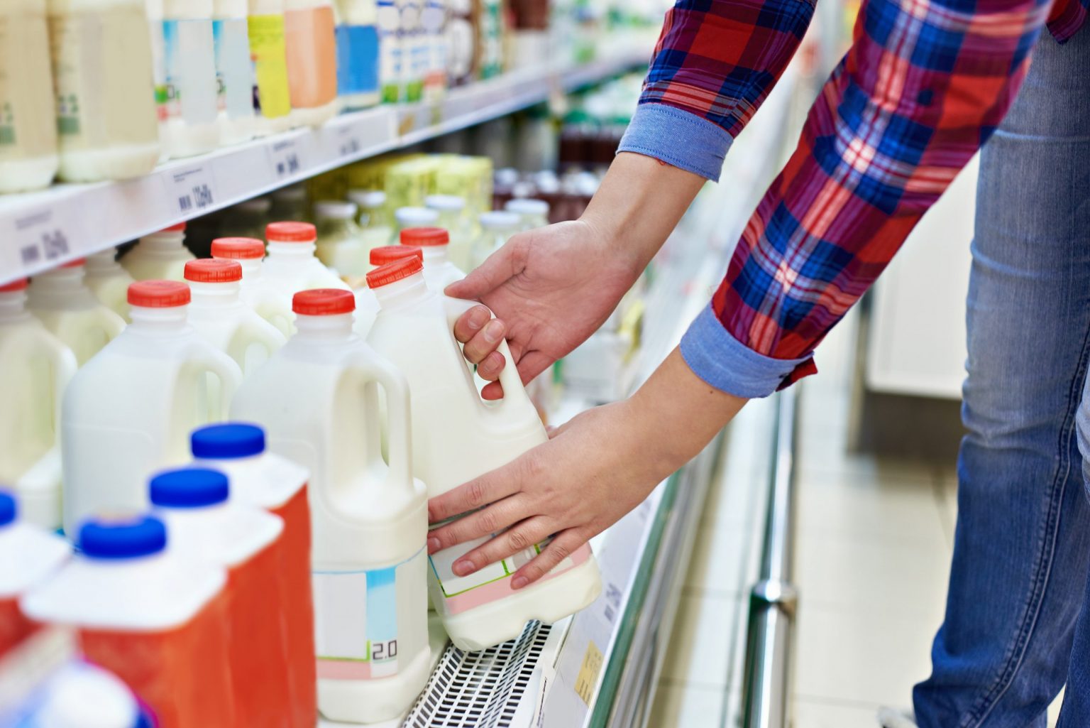 Healthy Cow Milk Shopping Guide - Gimme the Good Stuff