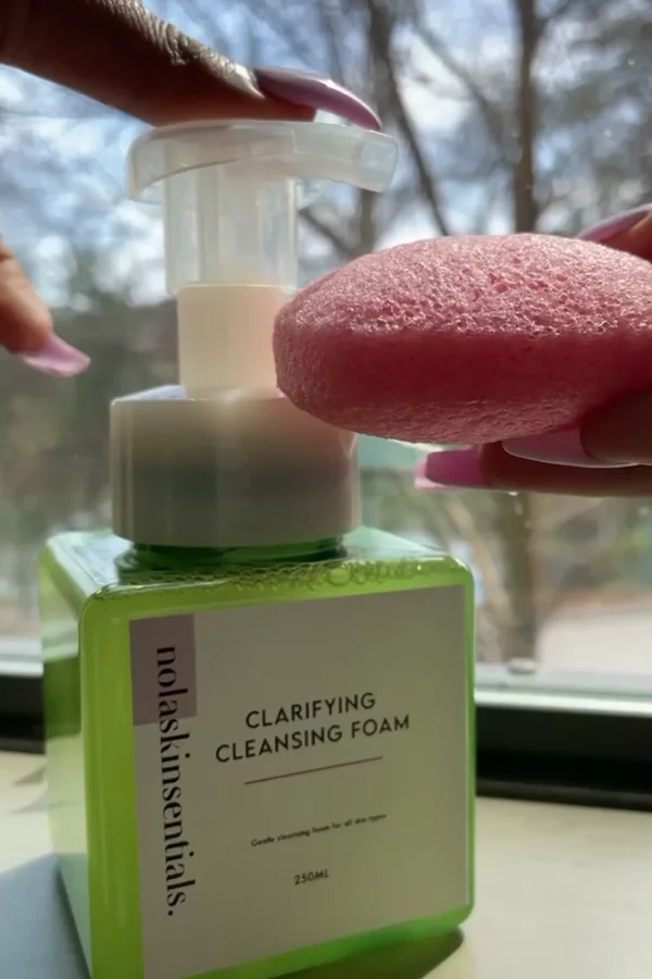 Nolaskinsentials Clarifying Cleansing Foam from Gimme the Good Stuff 002