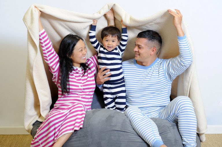 Under the Nile Organic Cotton Blanket family from gimme the good stuff